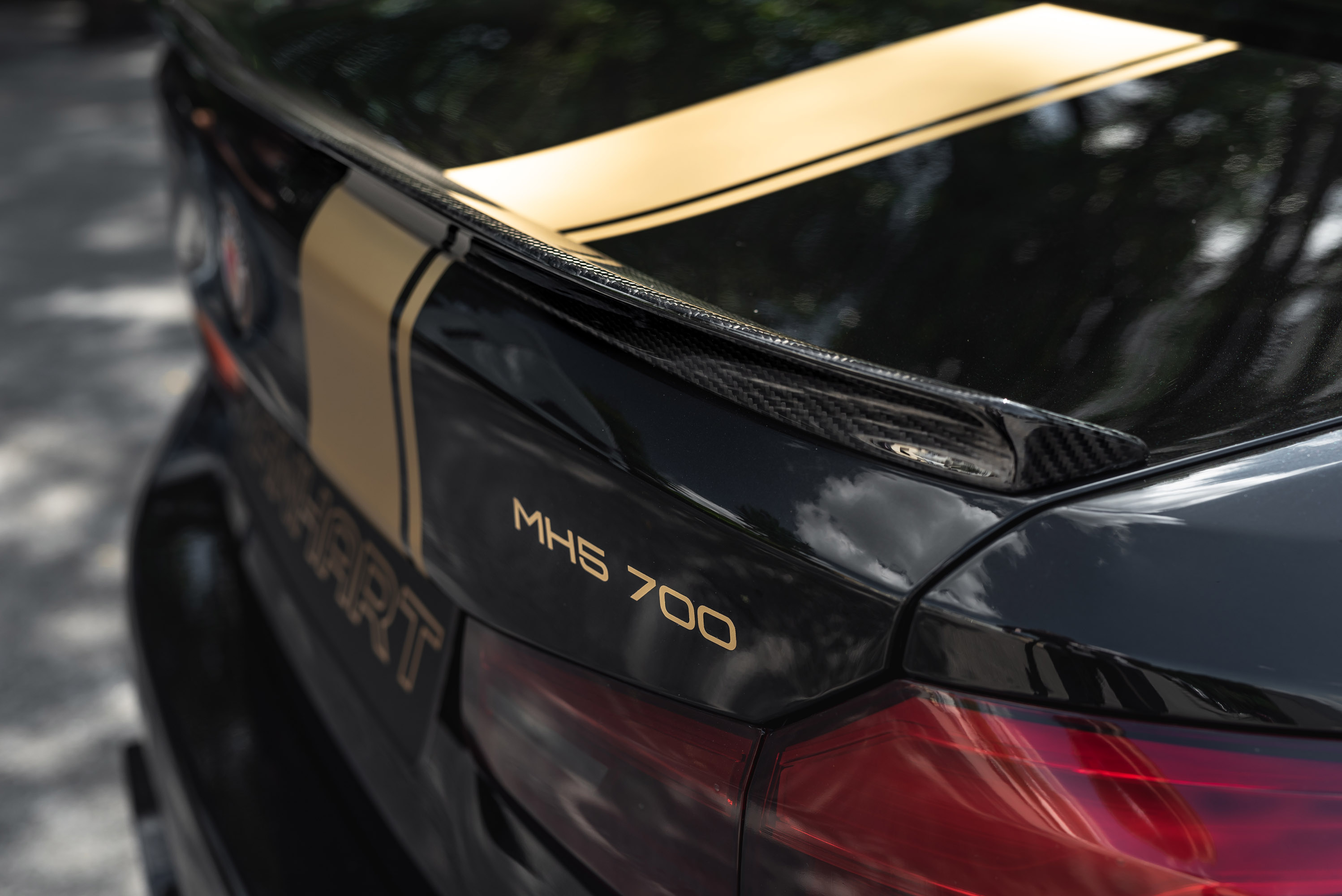 Manhart Racing MANHART Performance BMW MH5 700