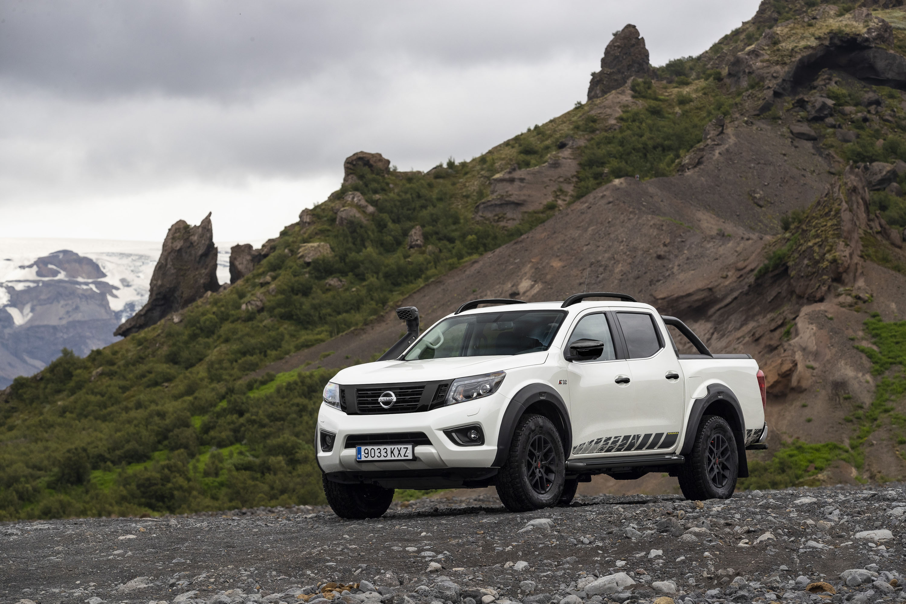 Nissan Navara OFF ROADER AT32