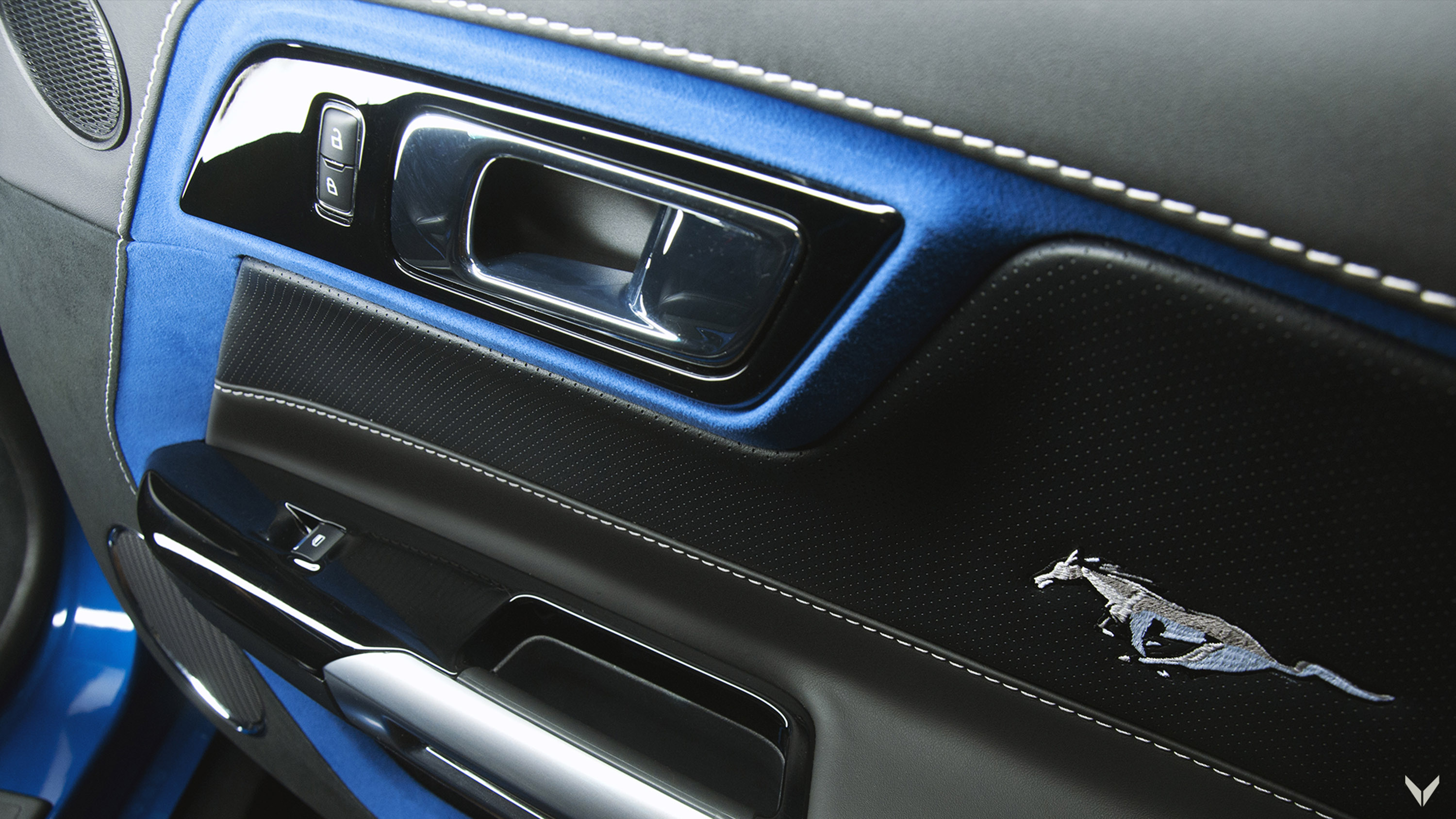 Vilner Ford Mustang GT Convertible Combo