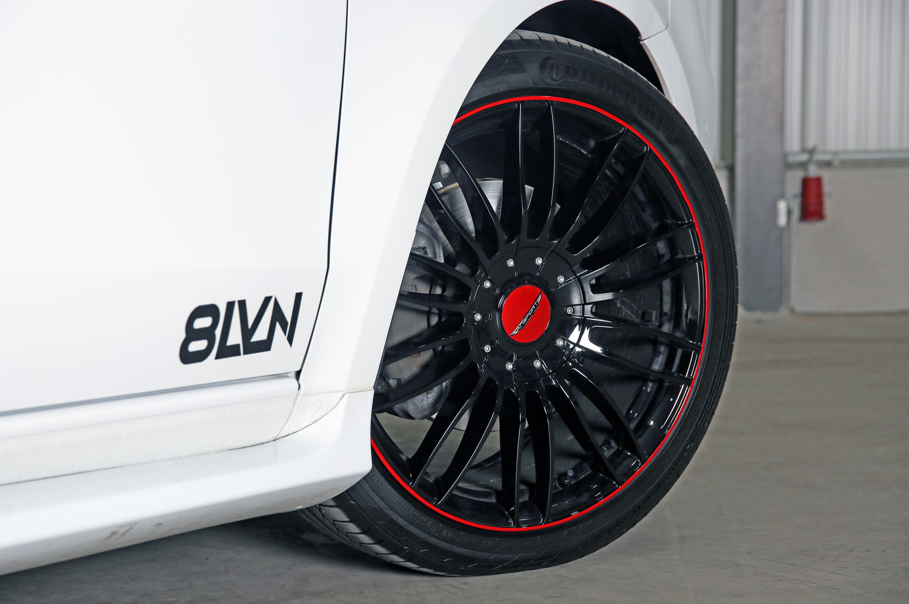 Mercedes-Benz VANSPORT.DE Mercedes-Benz White Sport Van