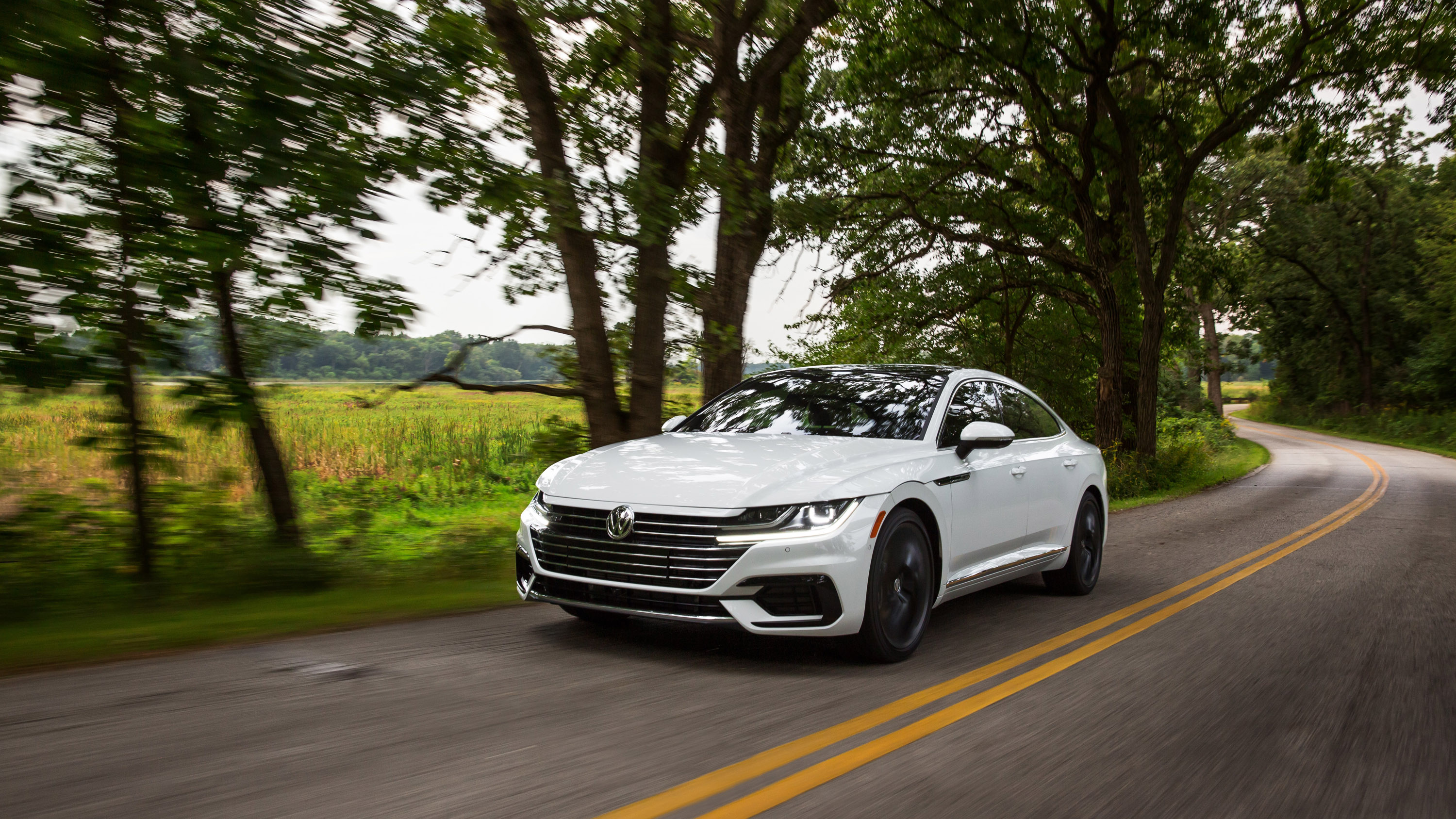 Volkswagen Arteon Vehicle Images