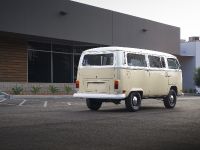 Volkswagen Type 2 Bus (2019) - picture 5 of 15