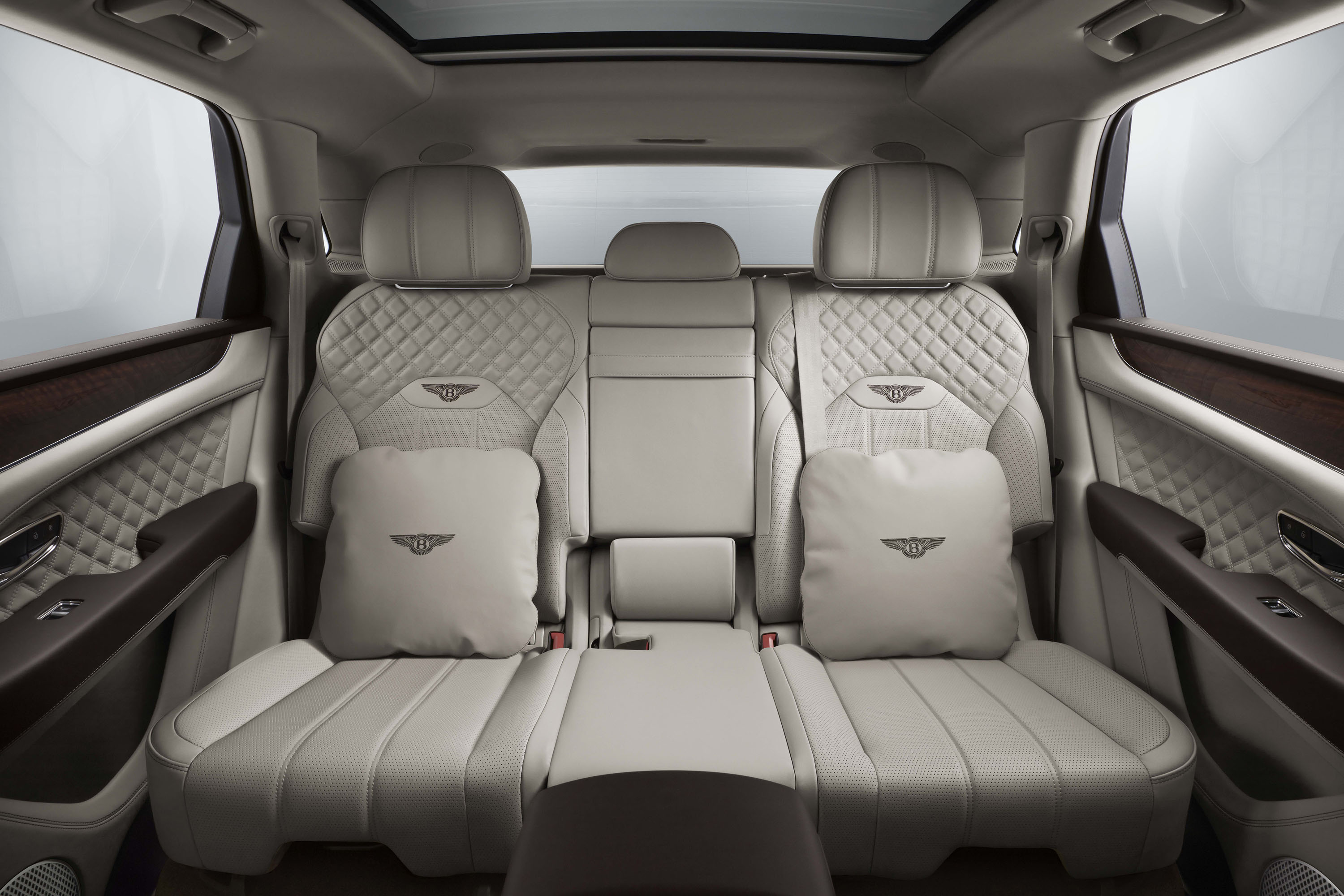 Bentley Bentayga v8