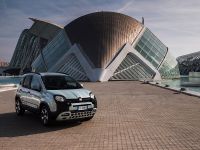 Fiat 500 and Panda Hybrid Launch Editions (2020) - picture 3 of 5