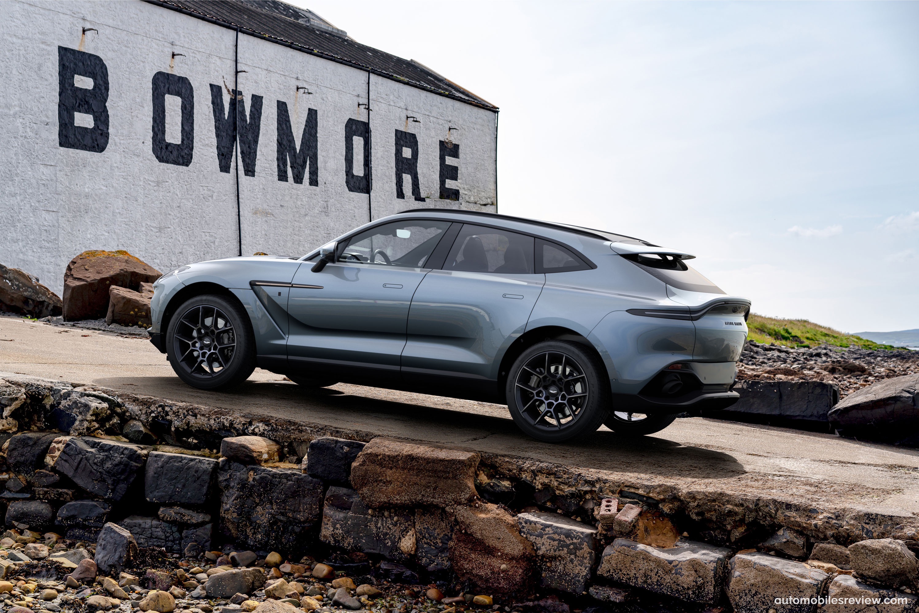 Aston Martin DBX