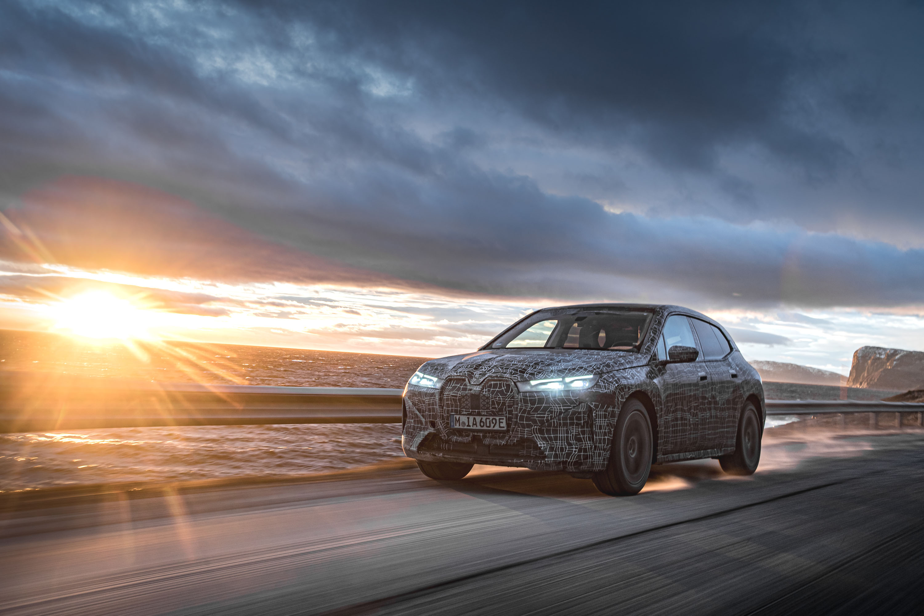BMW iX