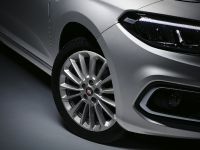 Fiat Tipo Cross (2021)