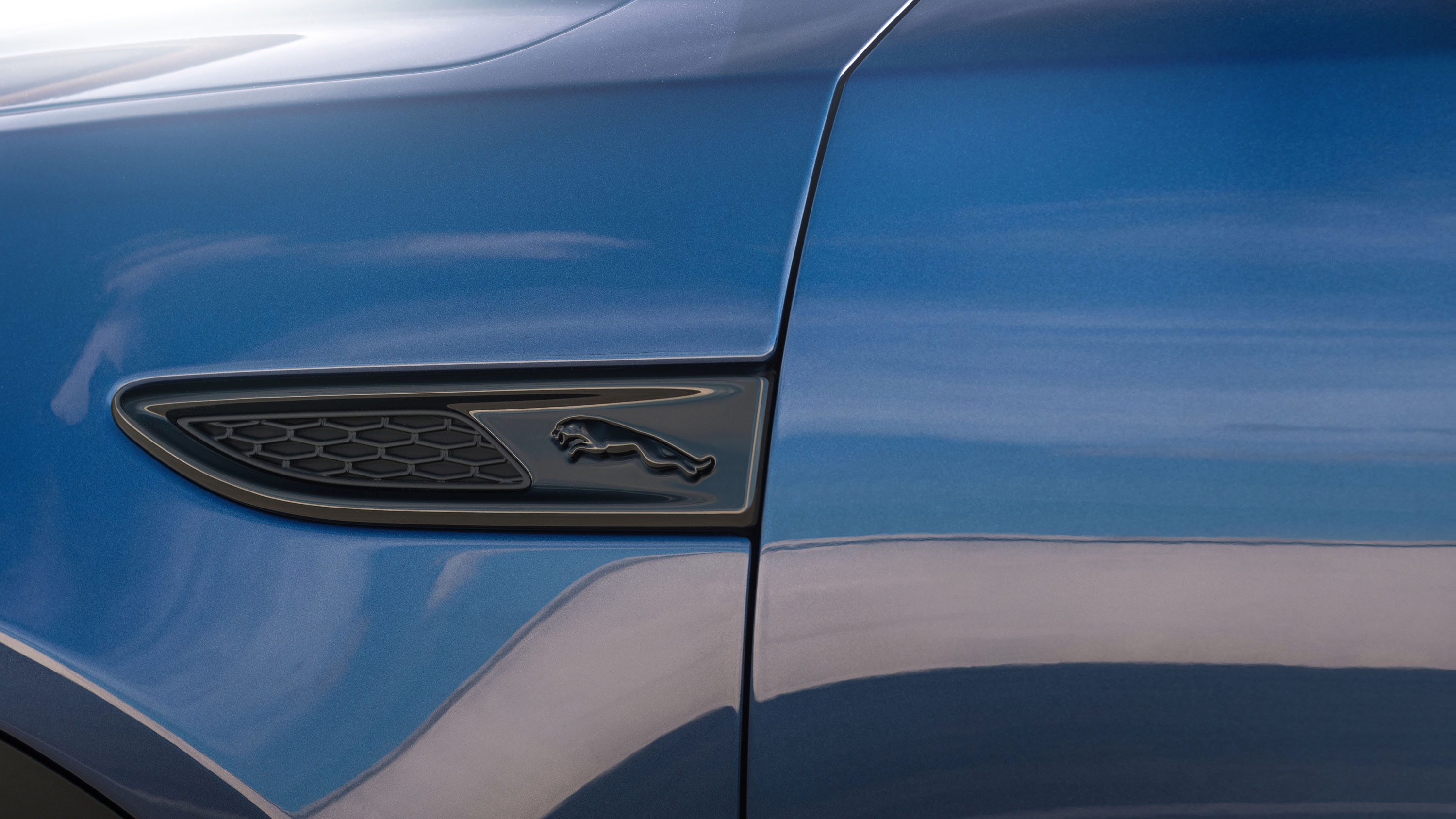 Jaguar E-PACE new