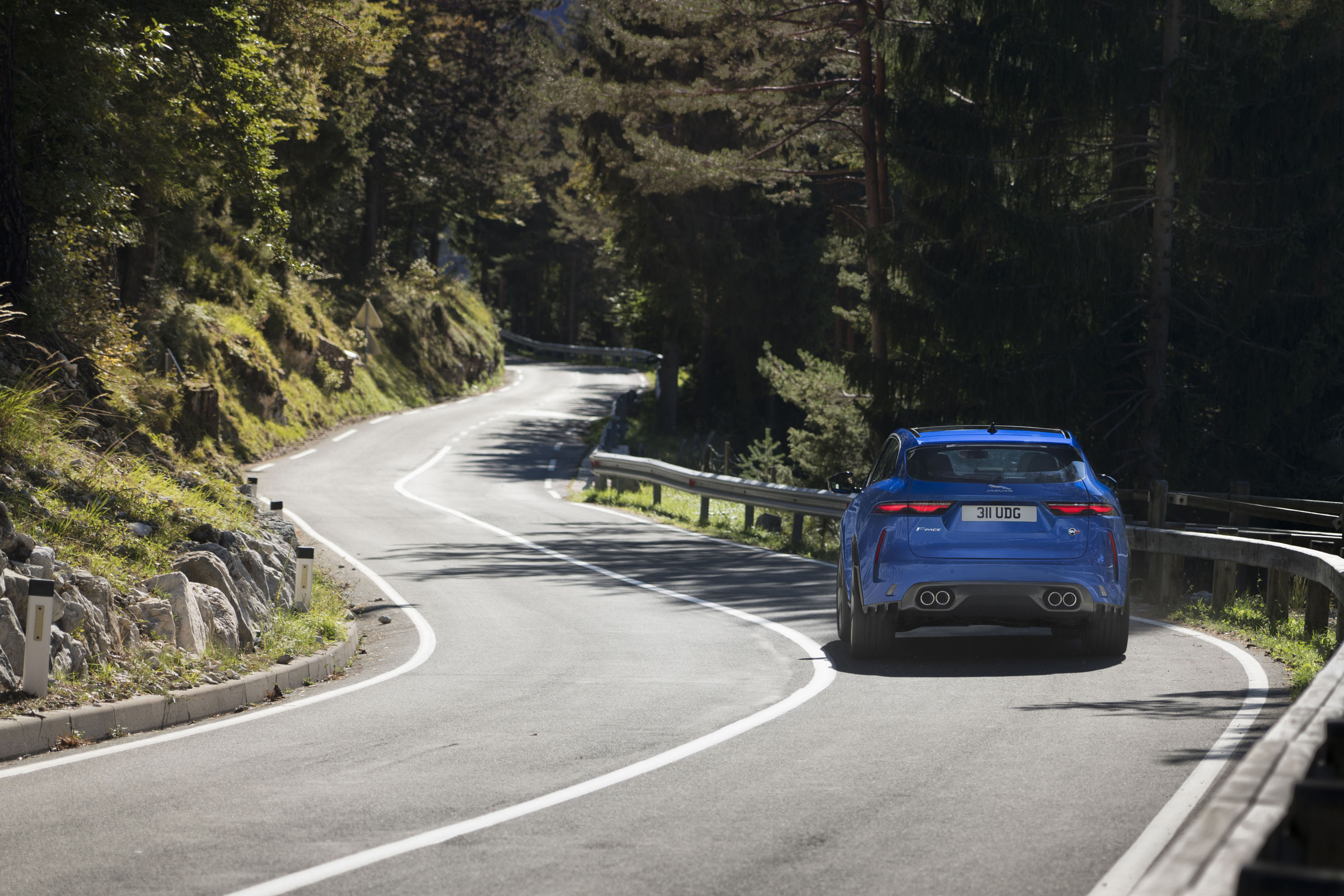 Jaguar F-PACE SVR SUV