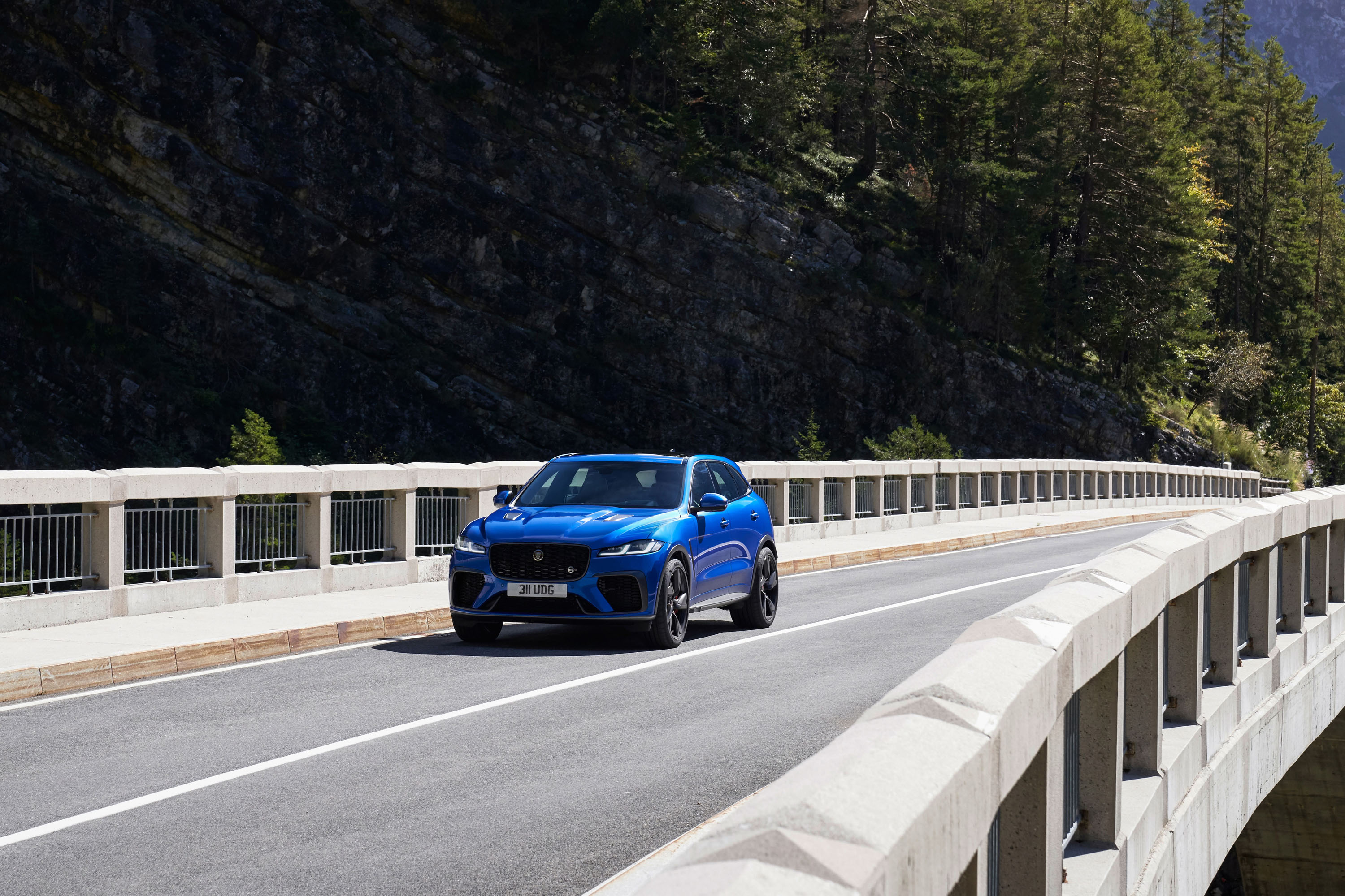 Jaguar F-PACE SVR SUV
