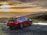 Skoda Octavia vRS (2021) - picture 2 of 25