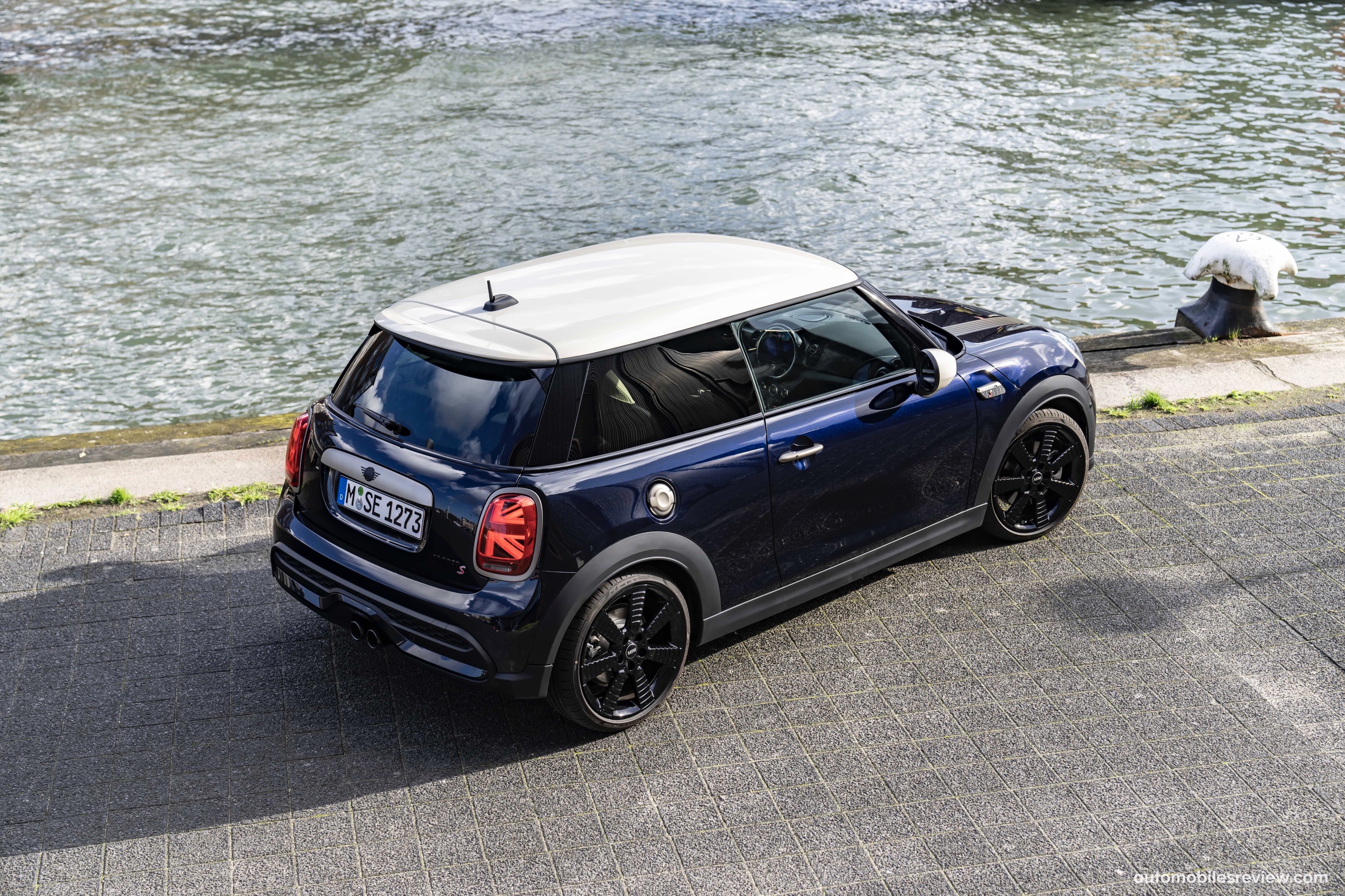 MINI Cooper S 3-door Resolute Edition