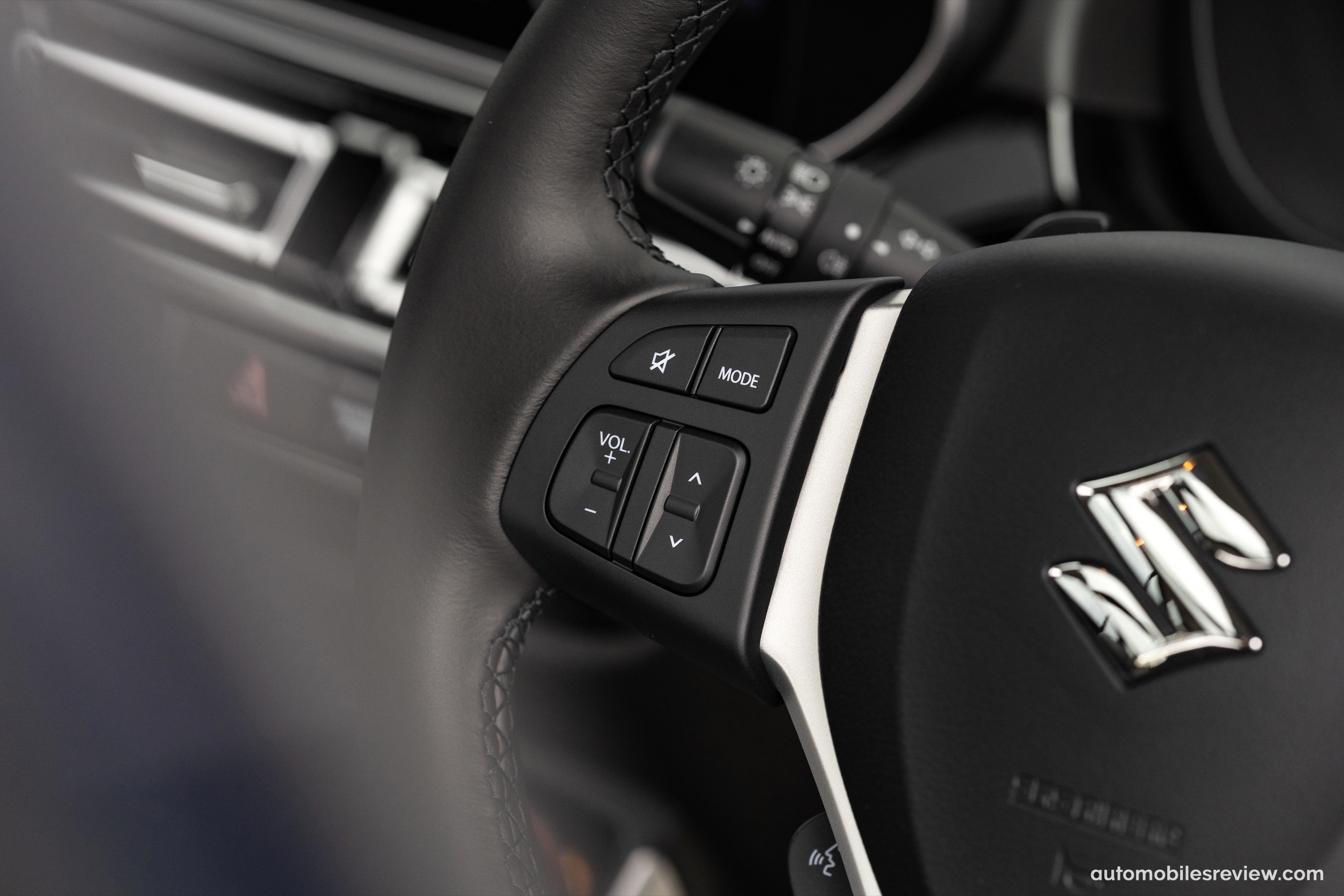 Suzuki S-Cross Full Hybrid