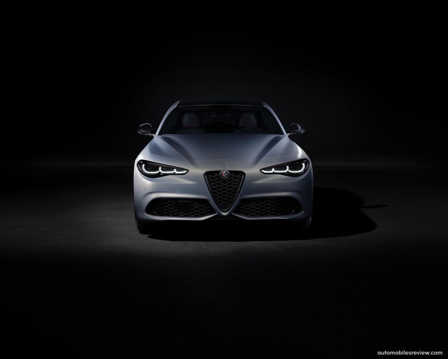  Alfa Romeo Giulia (2023)
