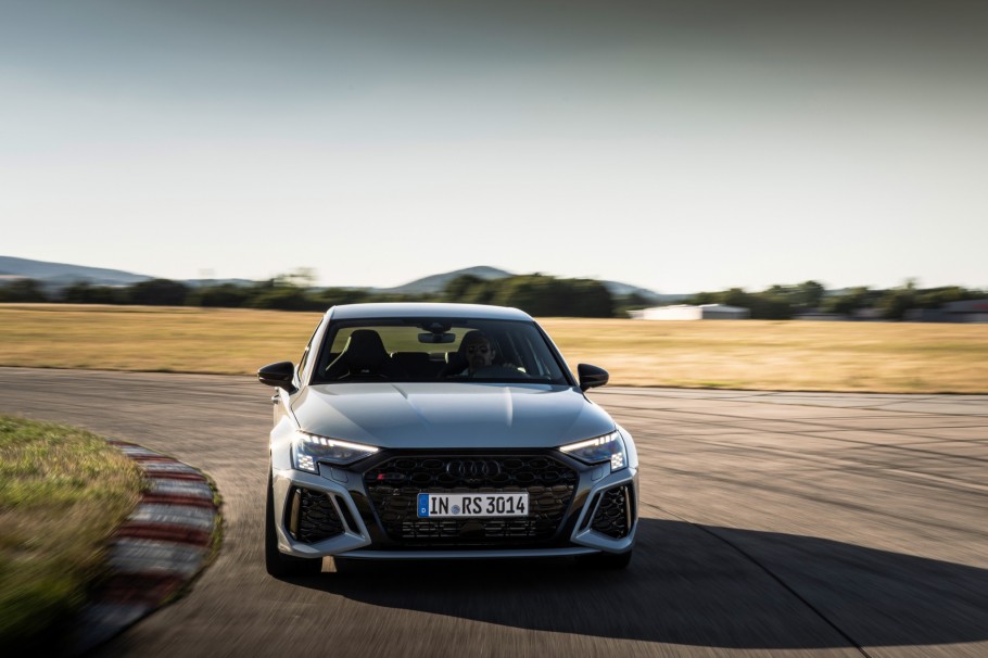 Audi RS3 Sedan performance (2023)