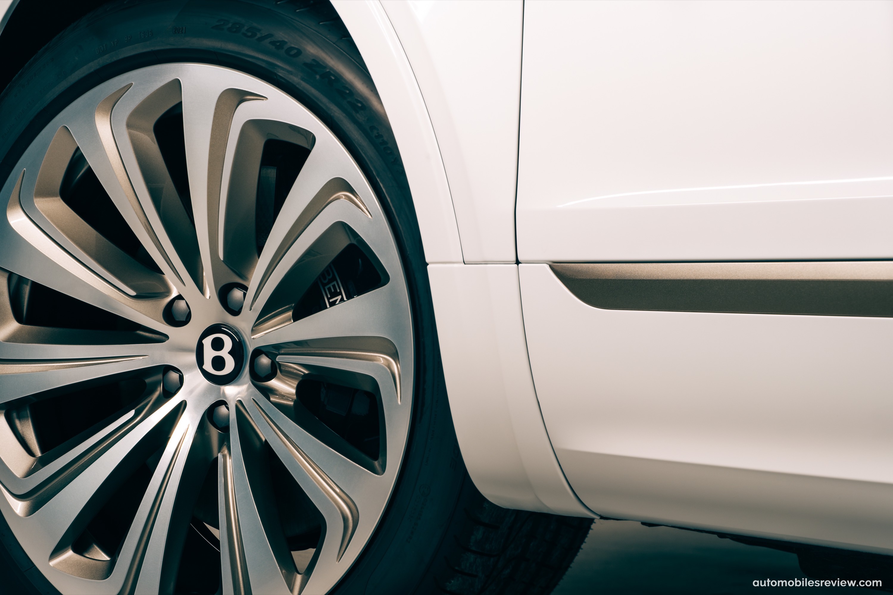 Bentley Bentayga Odyssean Edition
