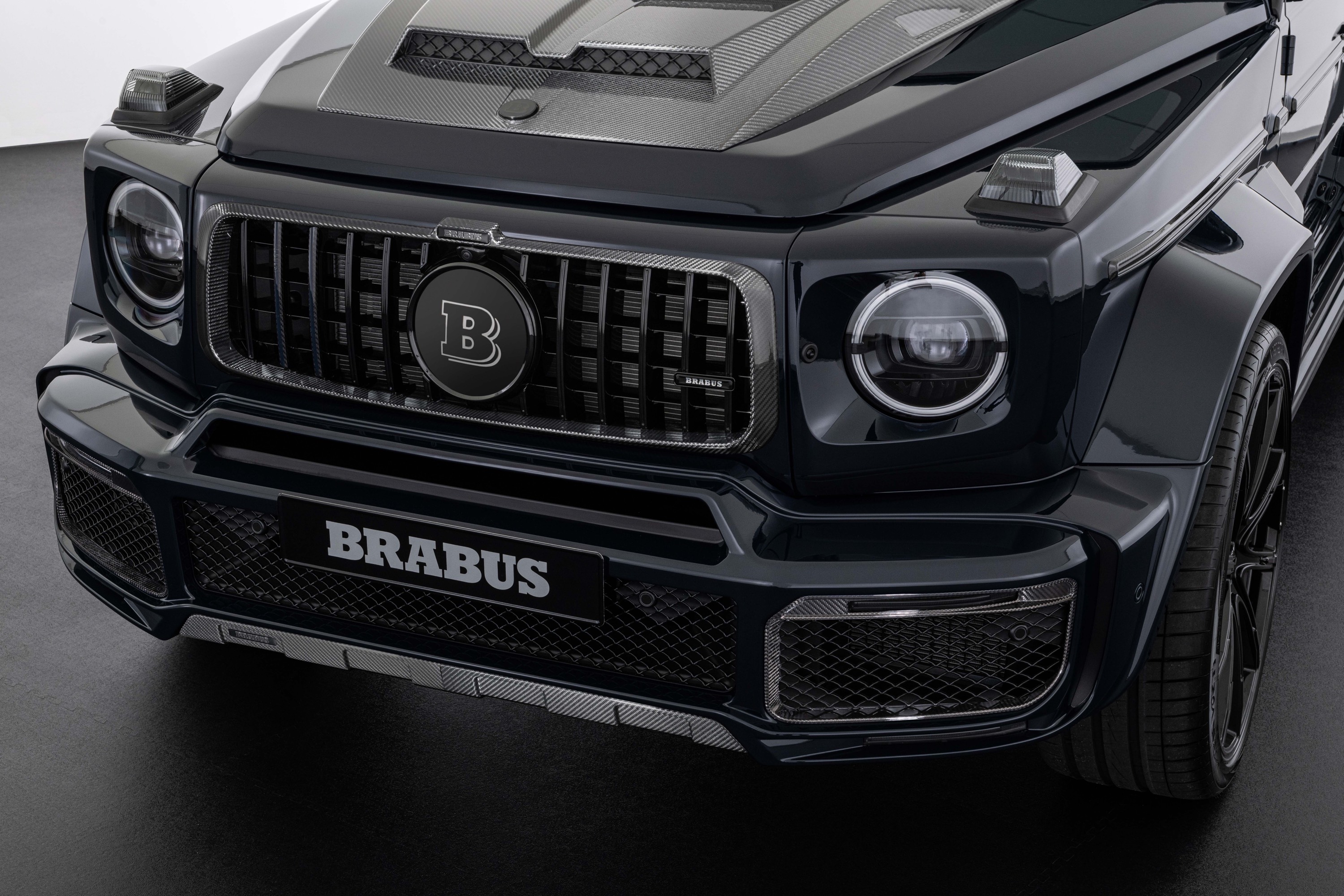 Brabus 900 DEEP BLUE Mercedes-AMG G63