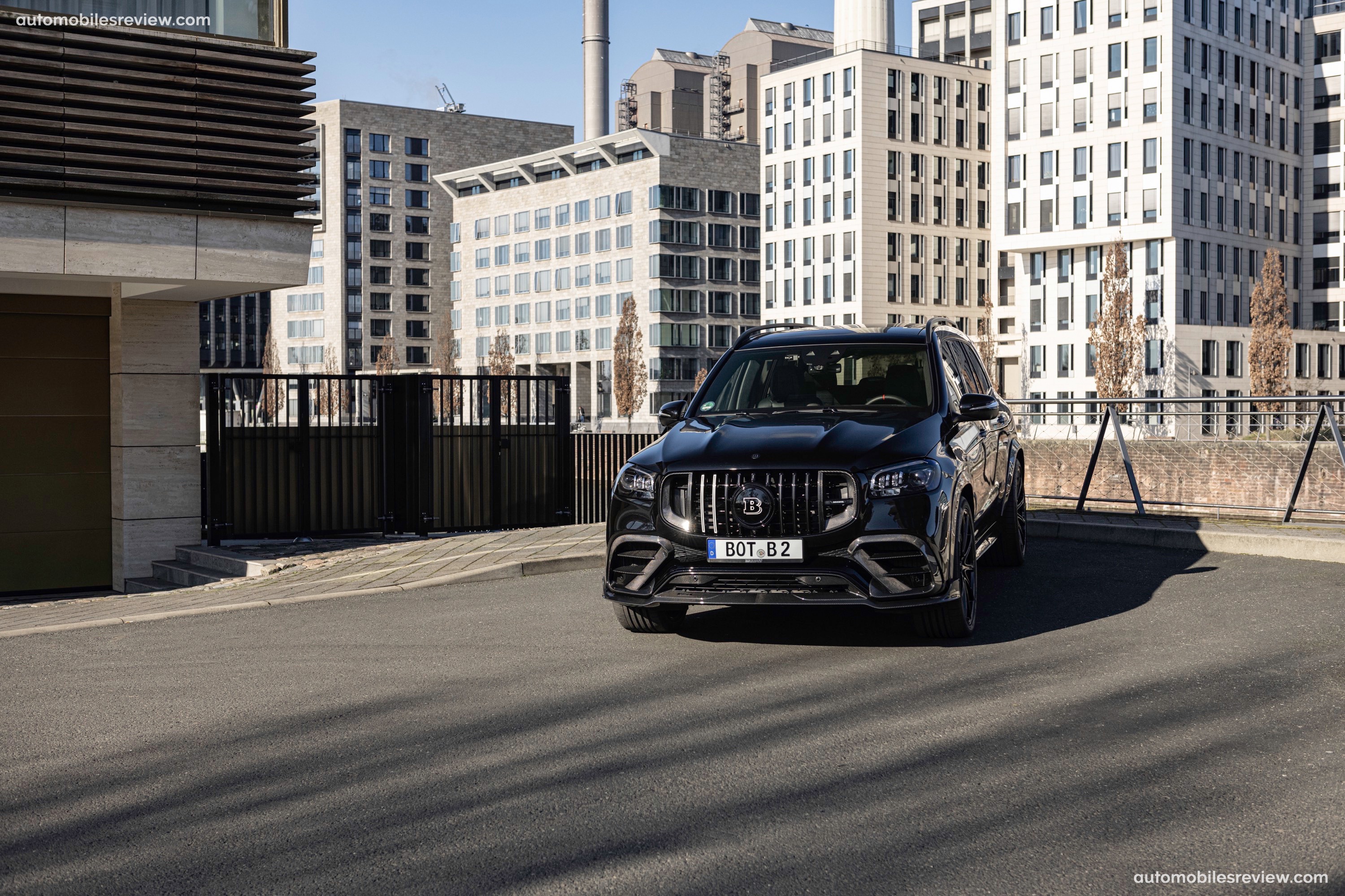 Brabus 900 SUPERBLACK Mercedes-AMG GLS 63