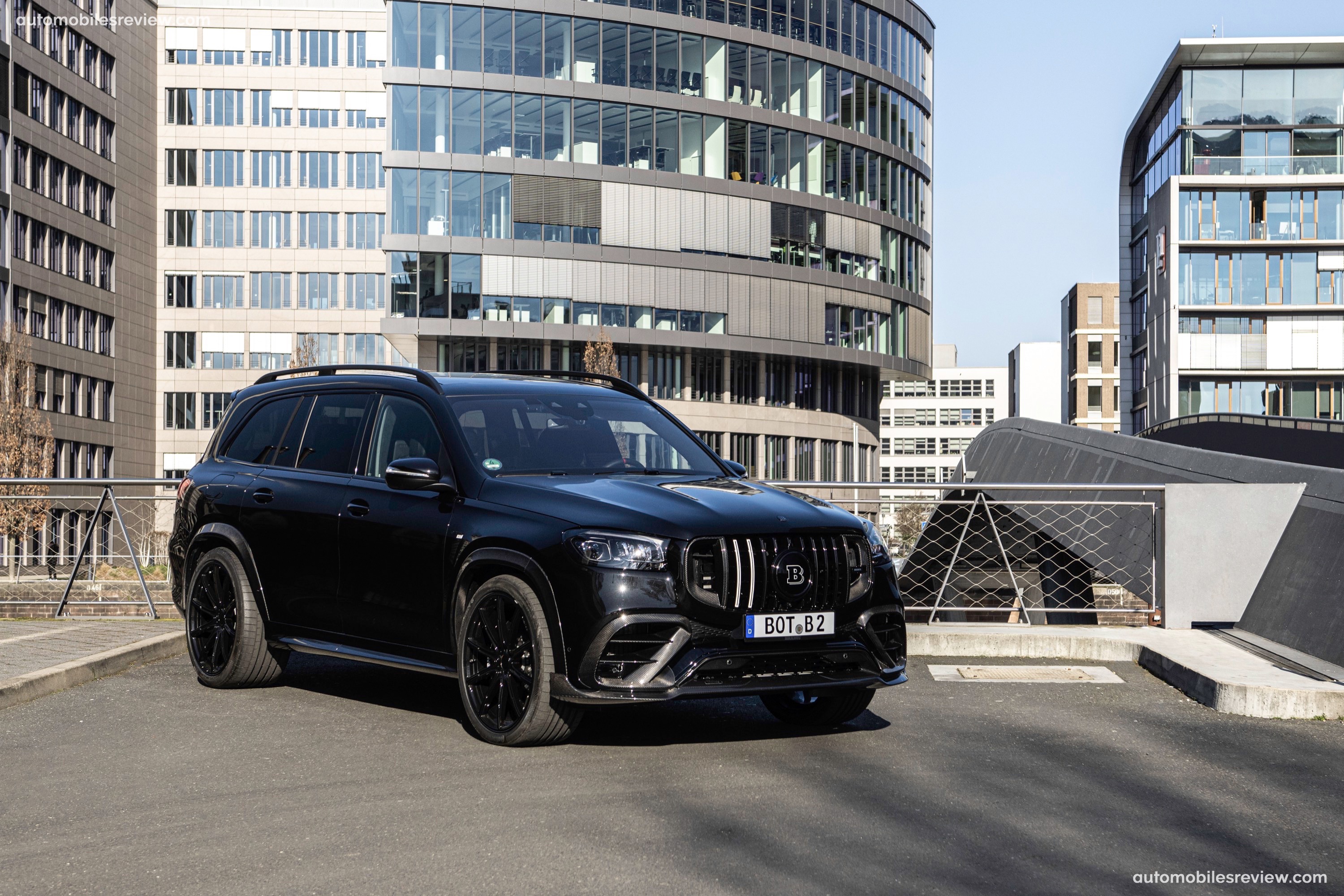 Brabus 900 SUPERBLACK Mercedes-AMG GLS 63