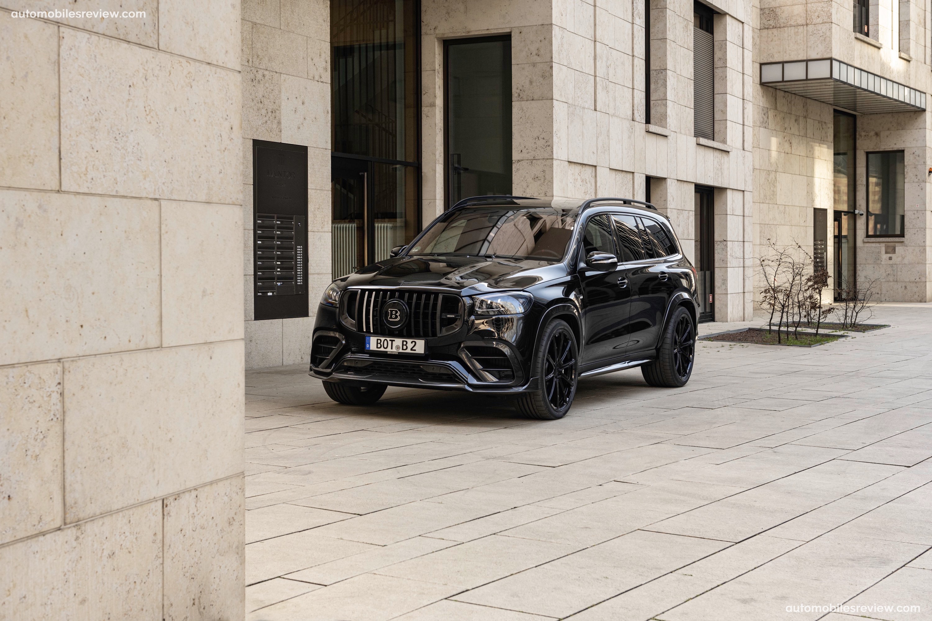 Brabus 900 SUPERBLACK Mercedes-AMG GLS 63