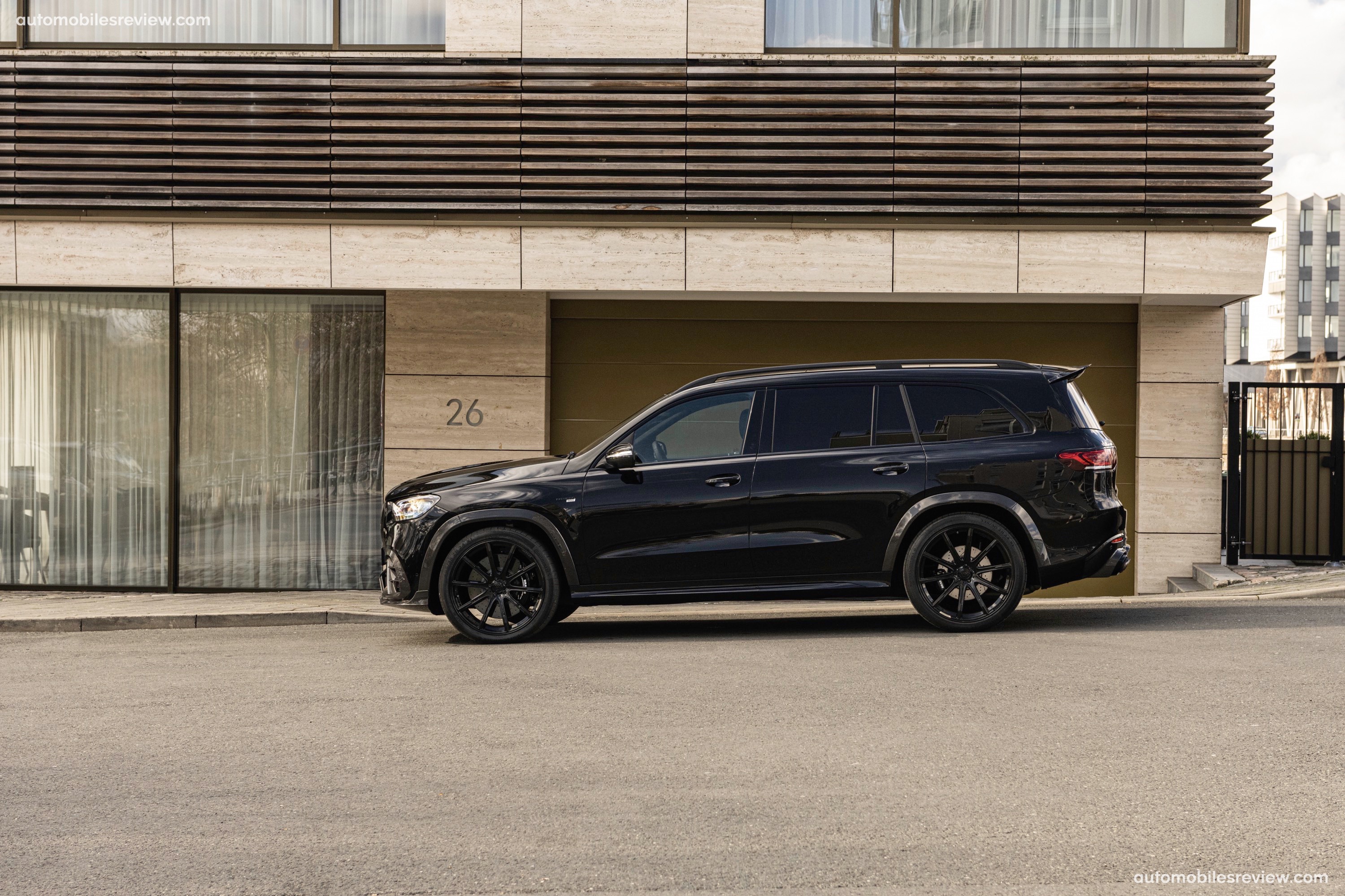Brabus 900 SUPERBLACK Mercedes-AMG GLS 63