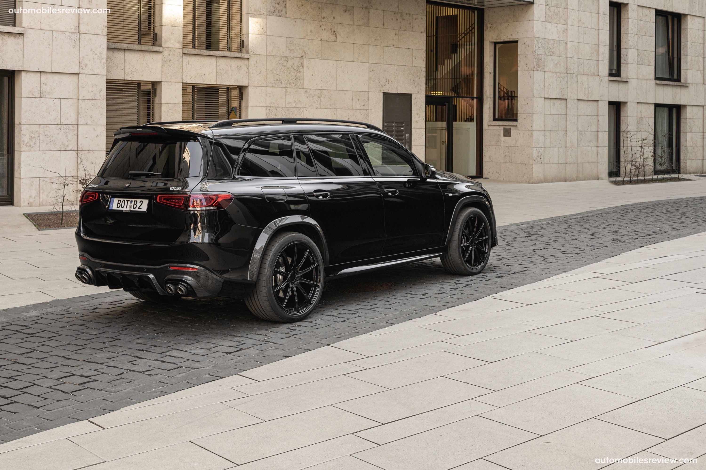 Brabus 900 SUPERBLACK Mercedes-AMG GLS 63