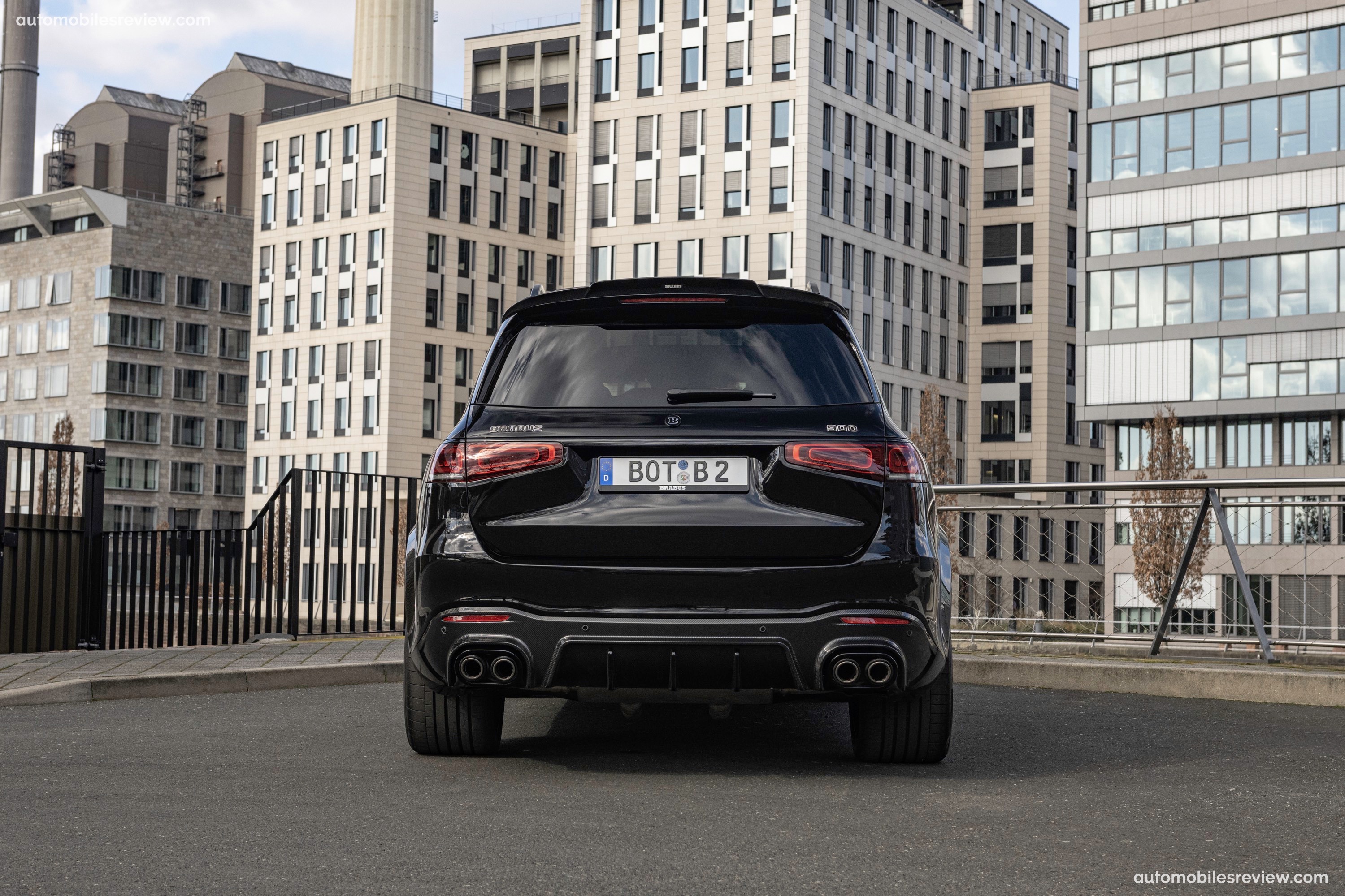 Brabus 900 SUPERBLACK Mercedes-AMG GLS 63