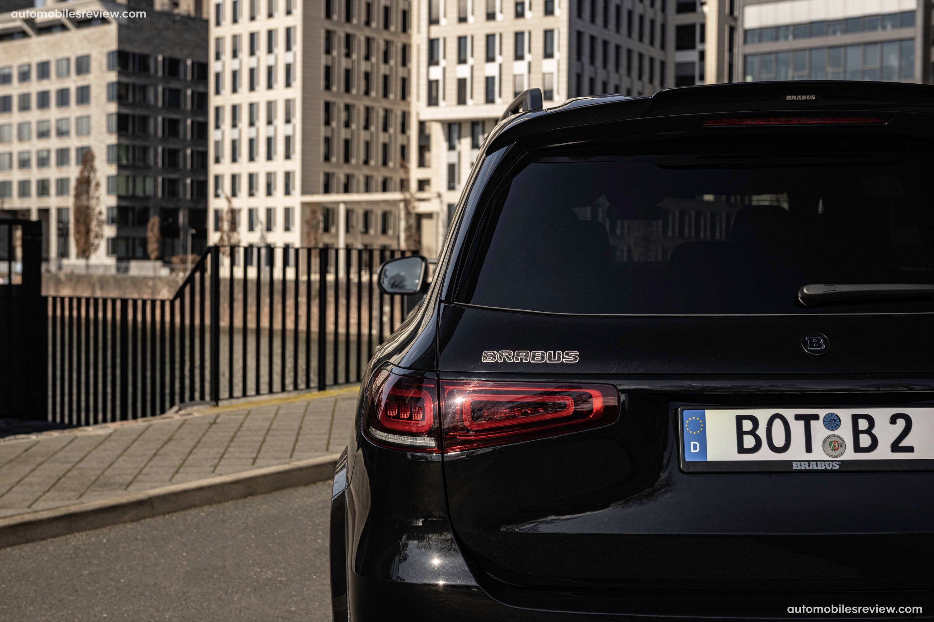 Brabus 900 SUPERBLACK Mercedes-AMG GLS 63
