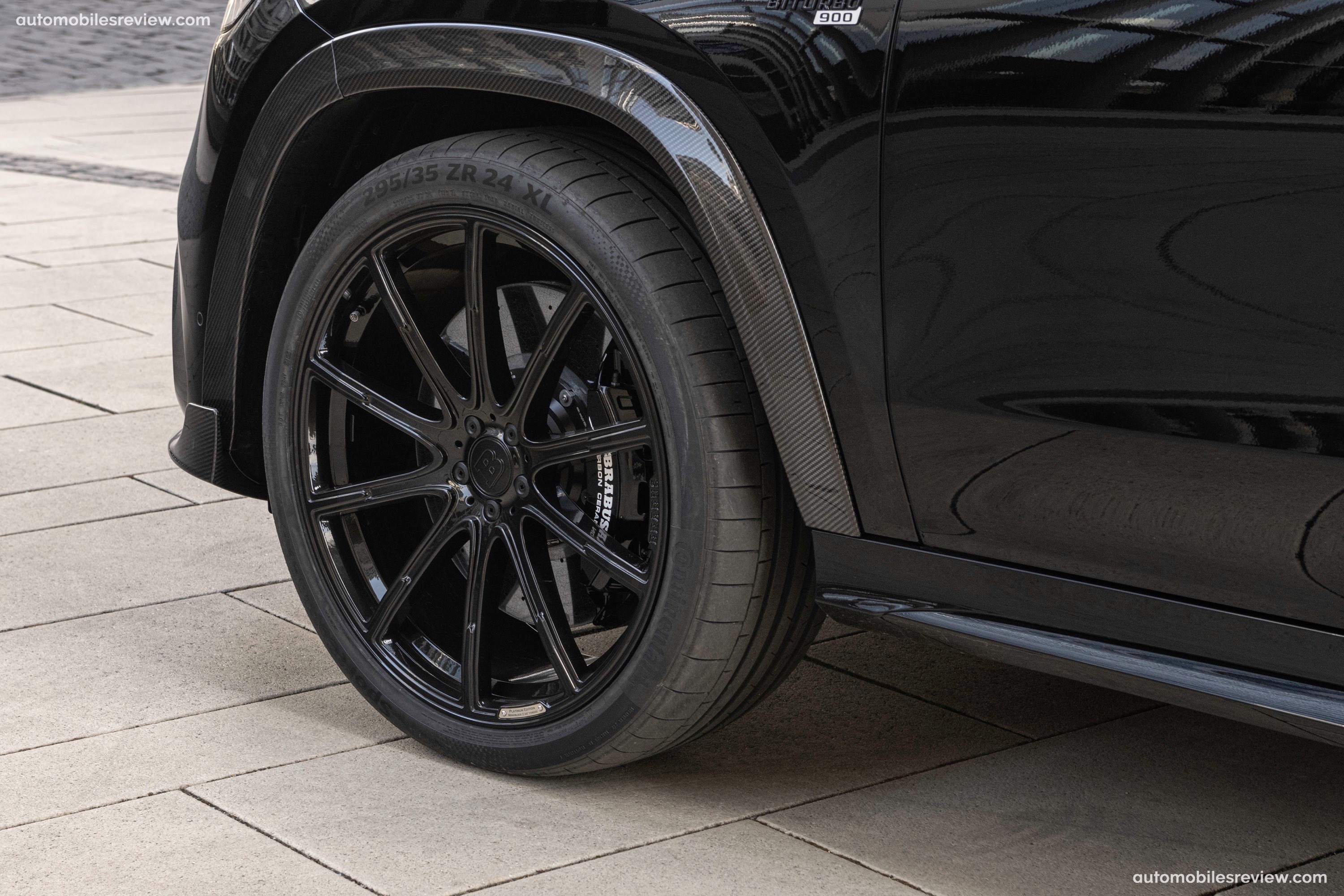 Brabus 900 SUPERBLACK Mercedes-AMG GLS 63