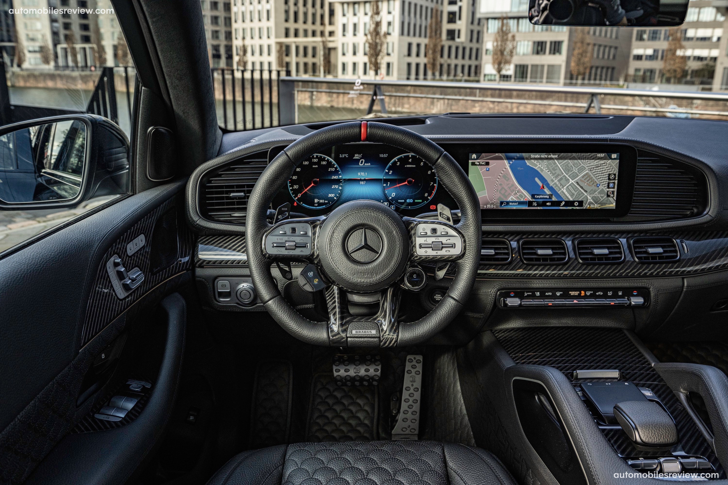 Brabus 900 SUPERBLACK Mercedes-AMG GLS 63