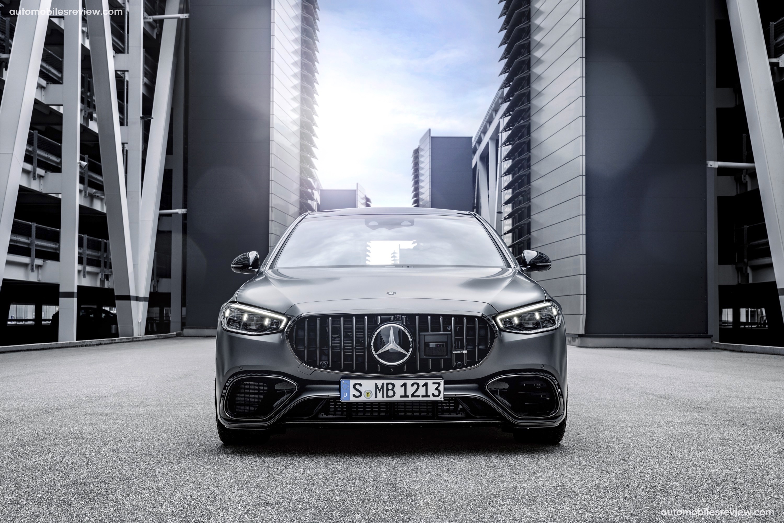 Mercedes-Benz S63 AMG E Performance