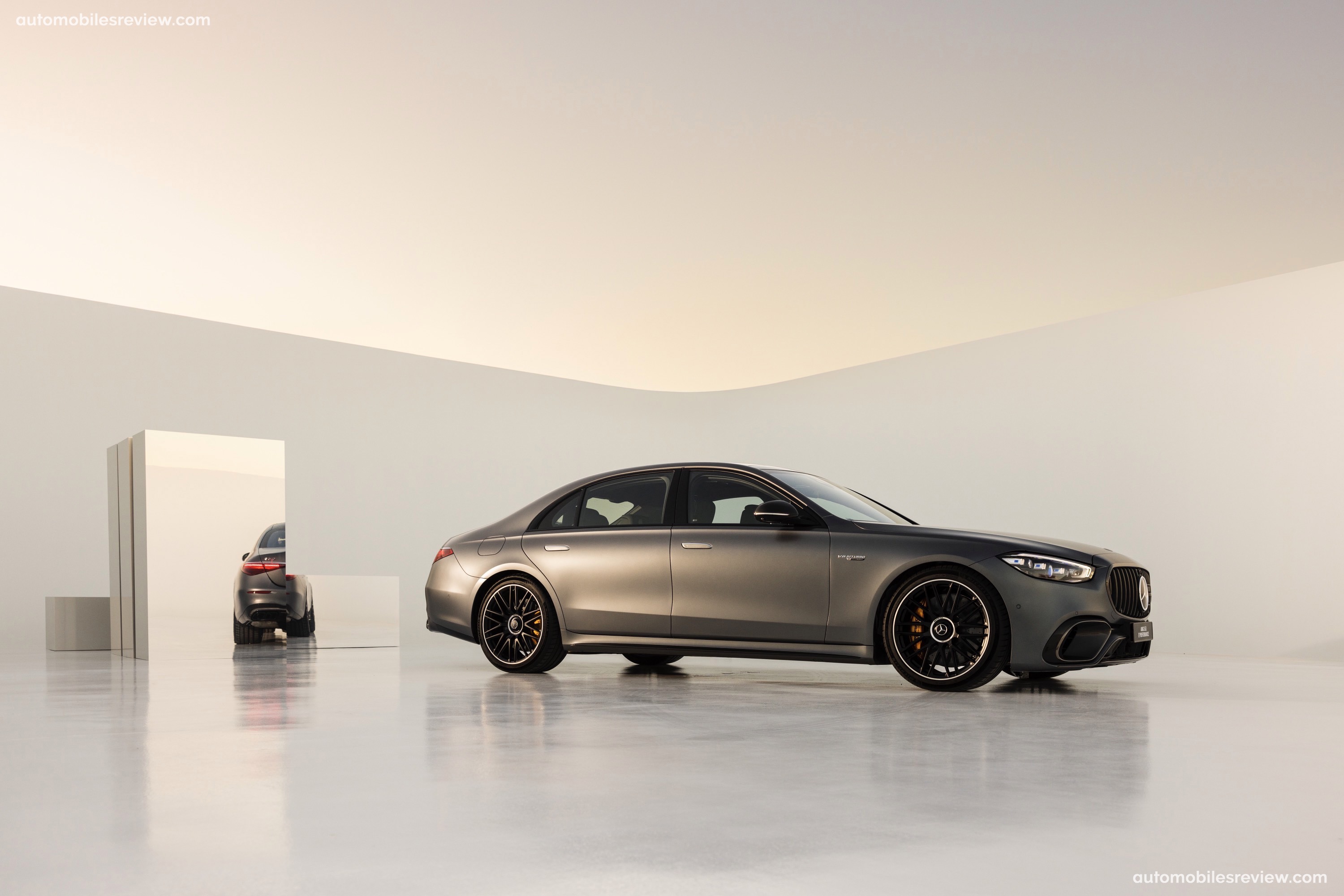 Mercedes-Benz S63 AMG E Performance