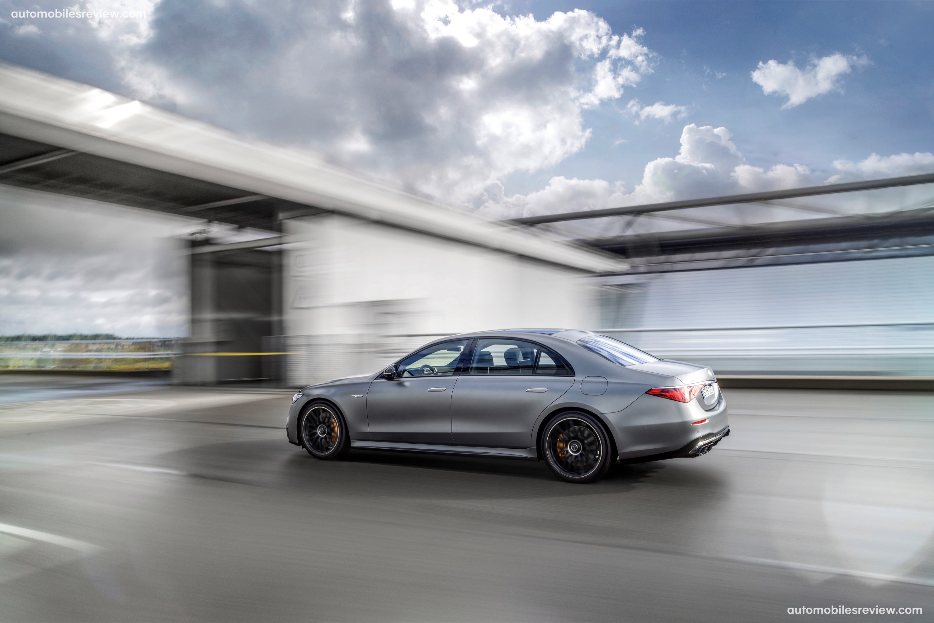 Mercedes-Benz S63 AMG E Performance