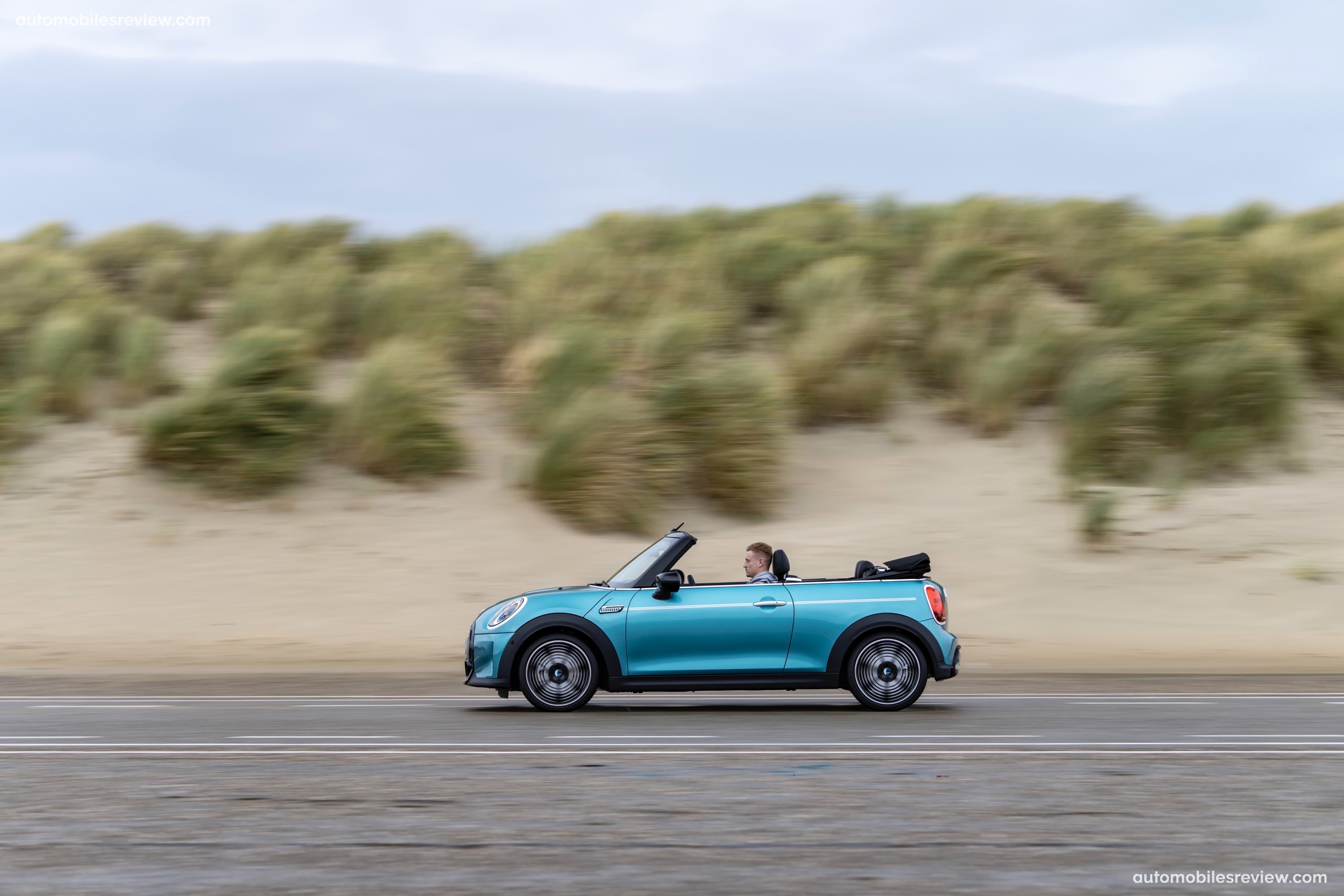 MINI Cooper S Convertible Seaside Edition