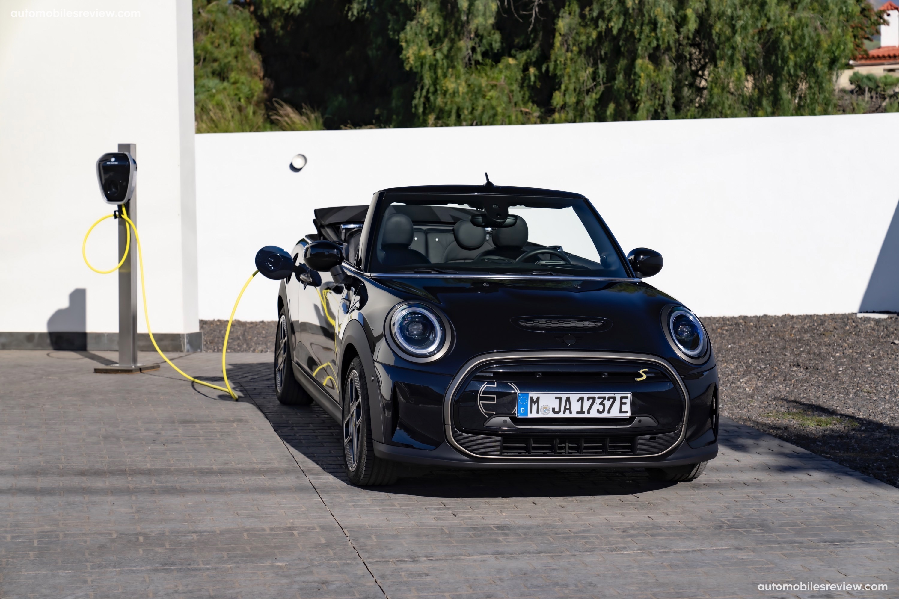 MINI Cooper SE Convertible