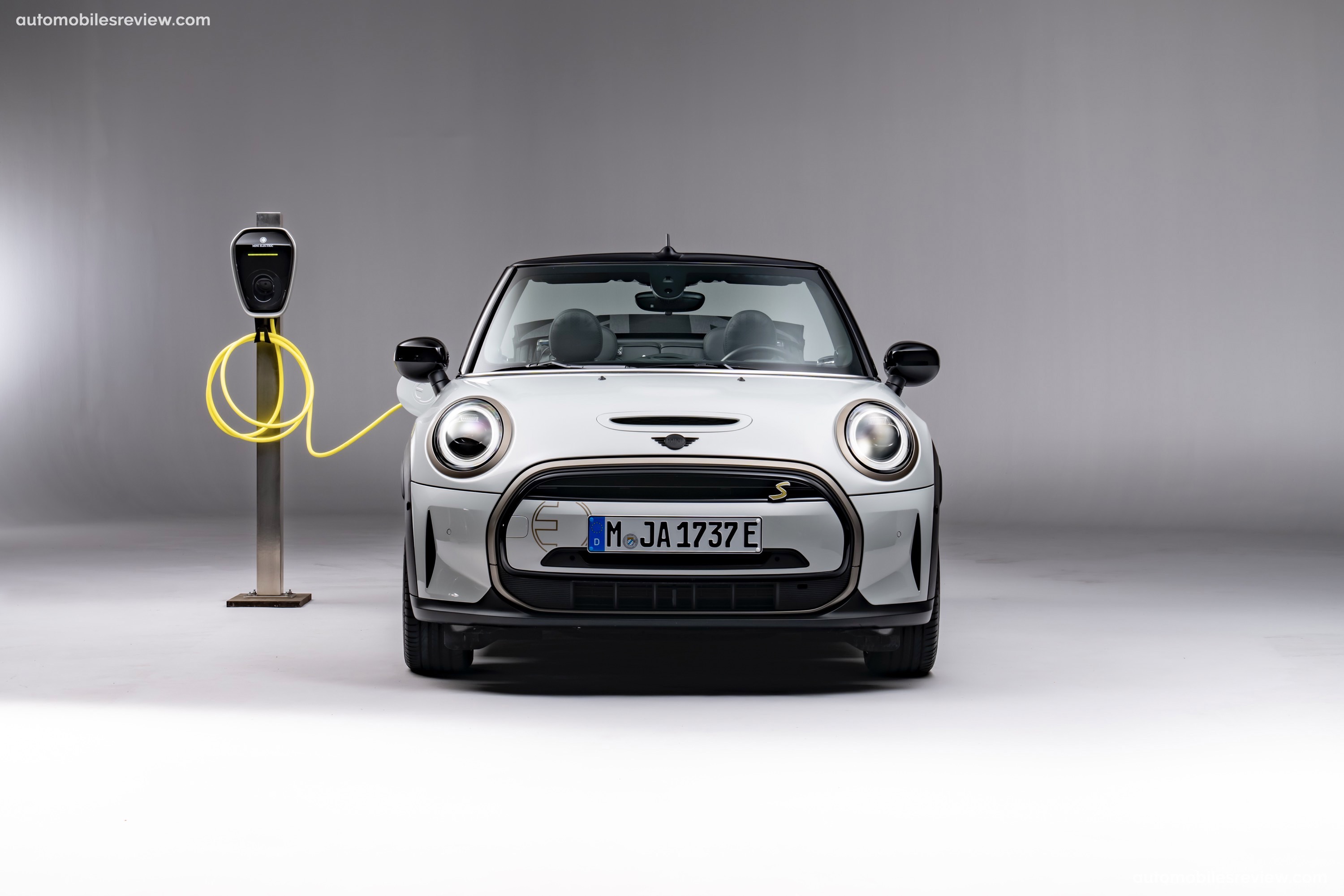 MINI Cooper SE Convertible
