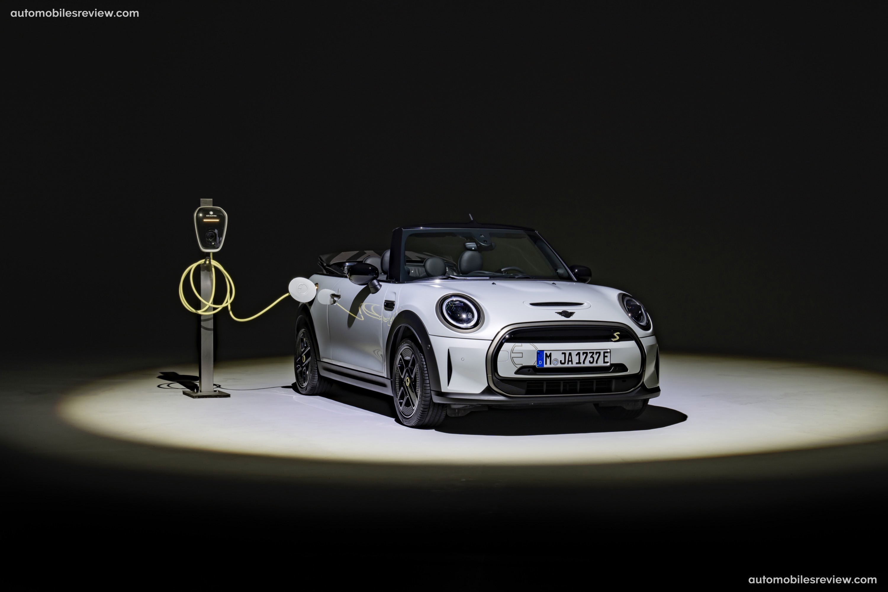 MINI Cooper SE Convertible