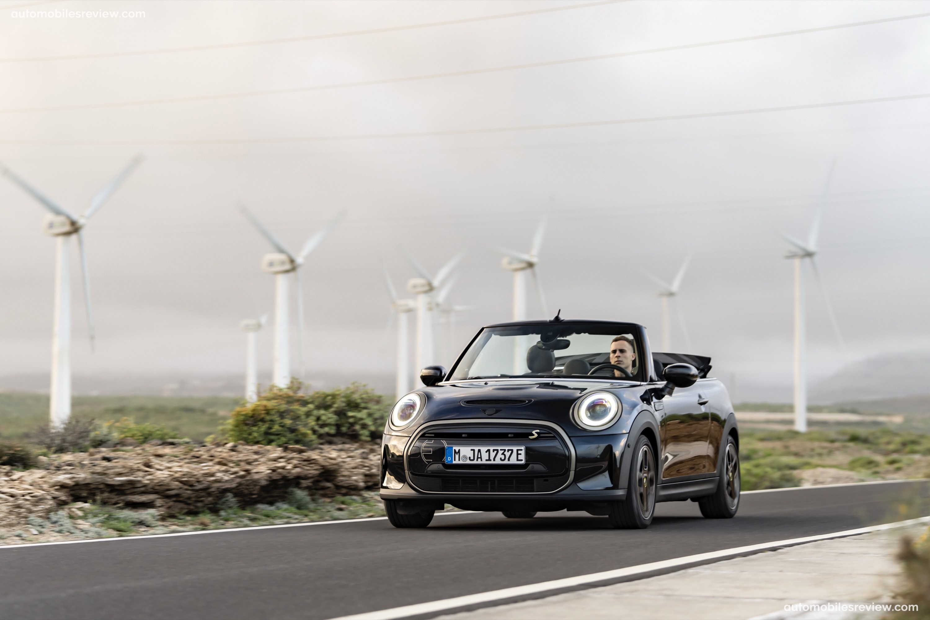 MINI Cooper SE Convertible