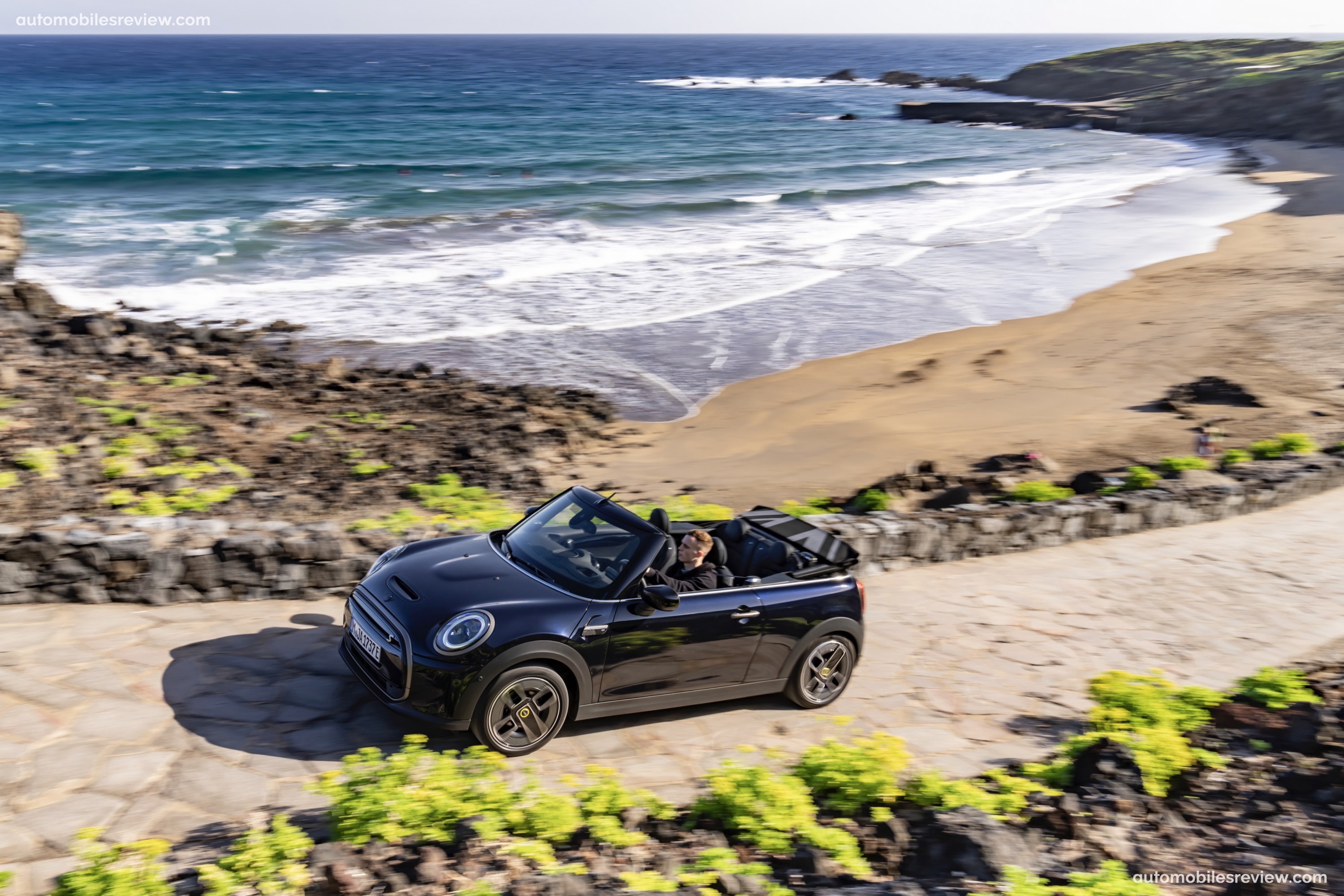 MINI Cooper SE Convertible
