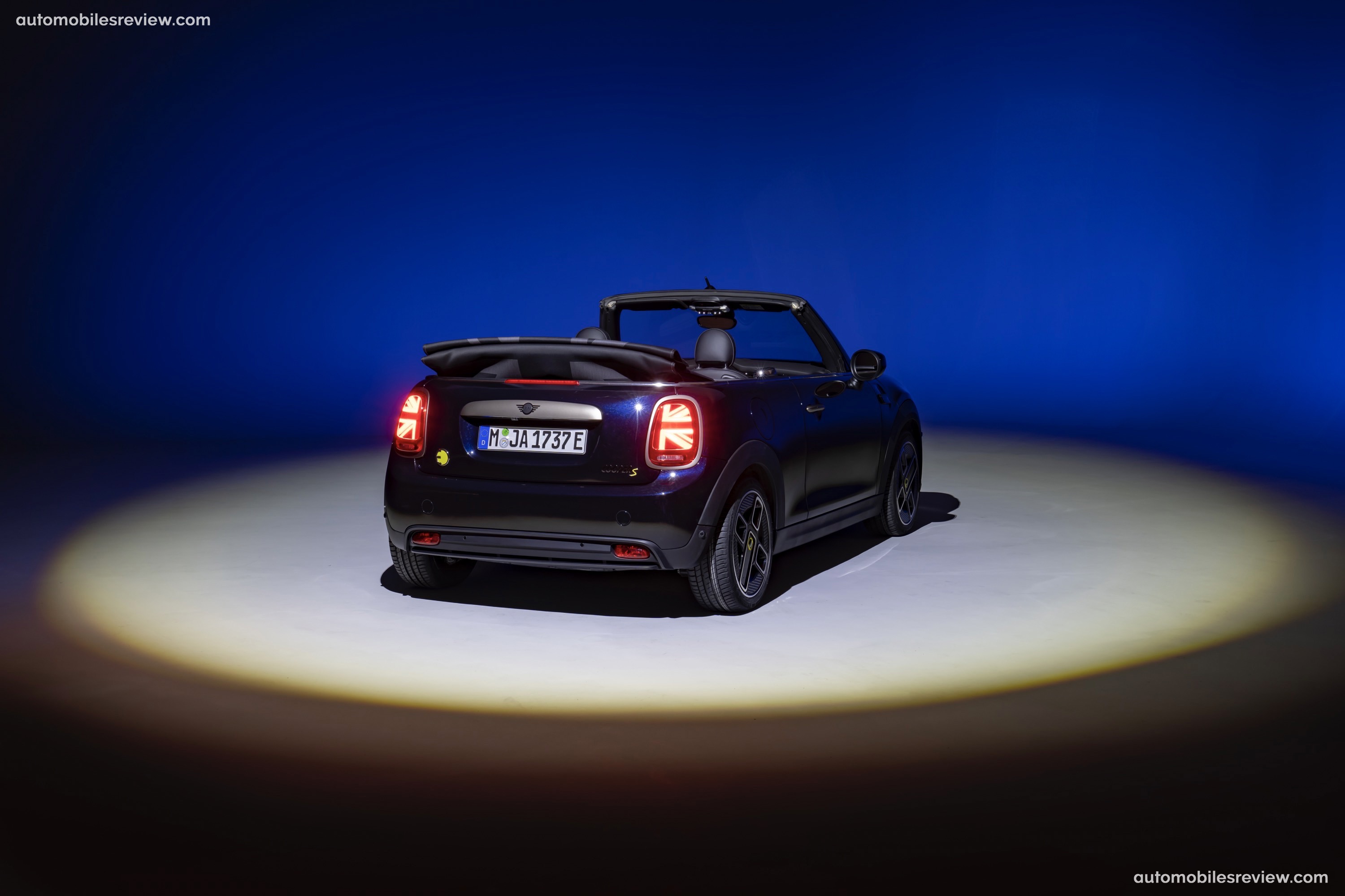 MINI Cooper SE Convertible
