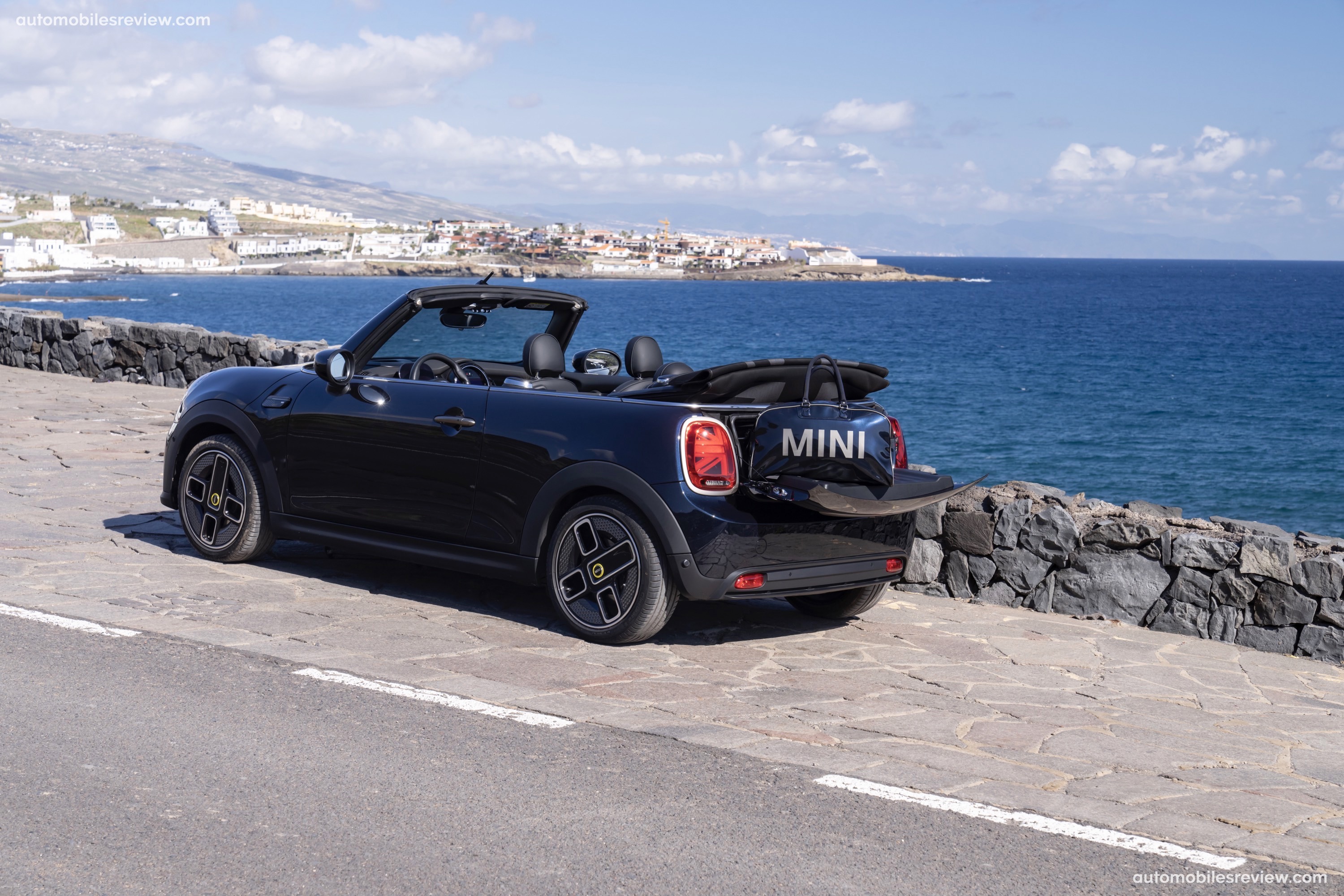 MINI Cooper SE Convertible
