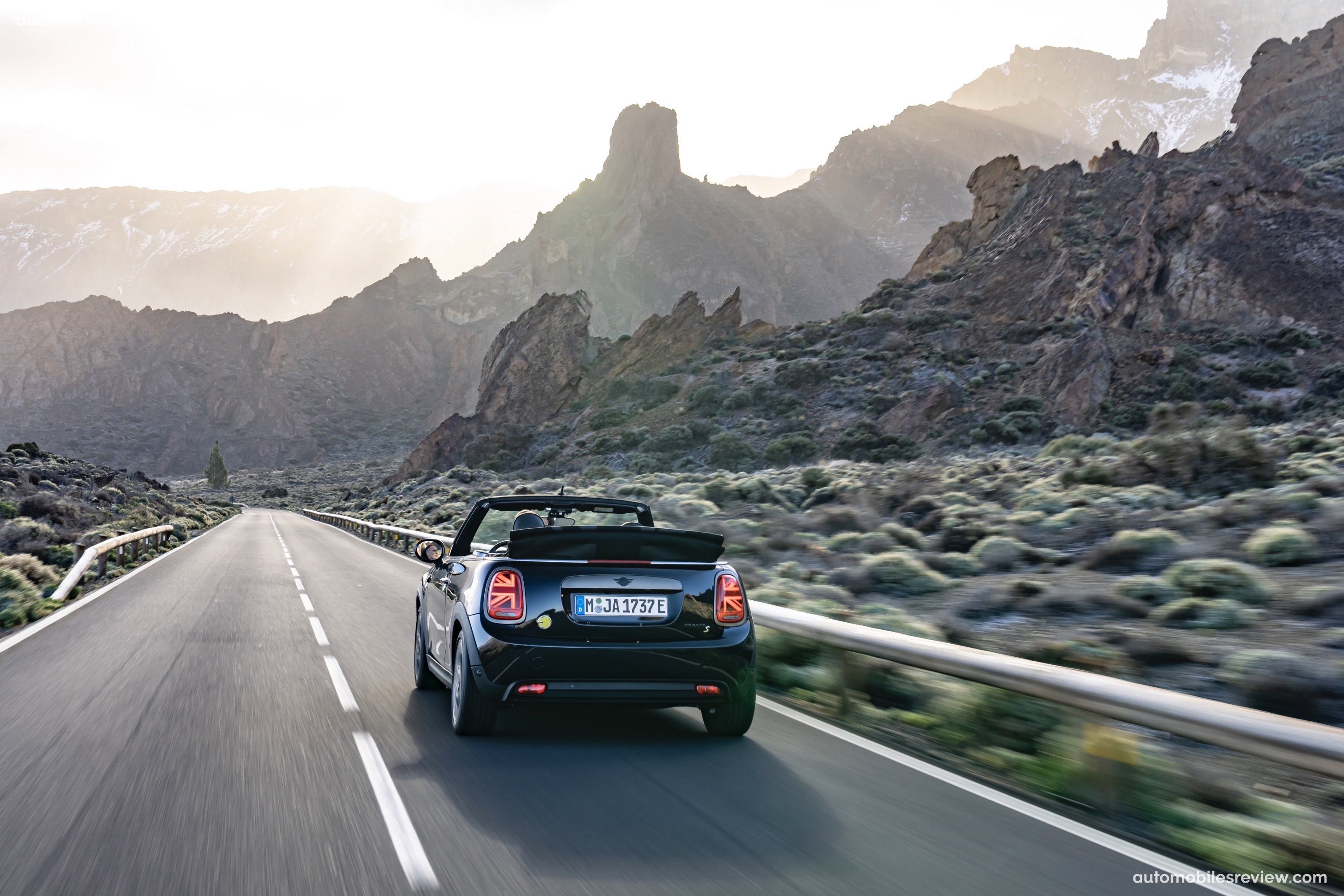 MINI Cooper SE Convertible