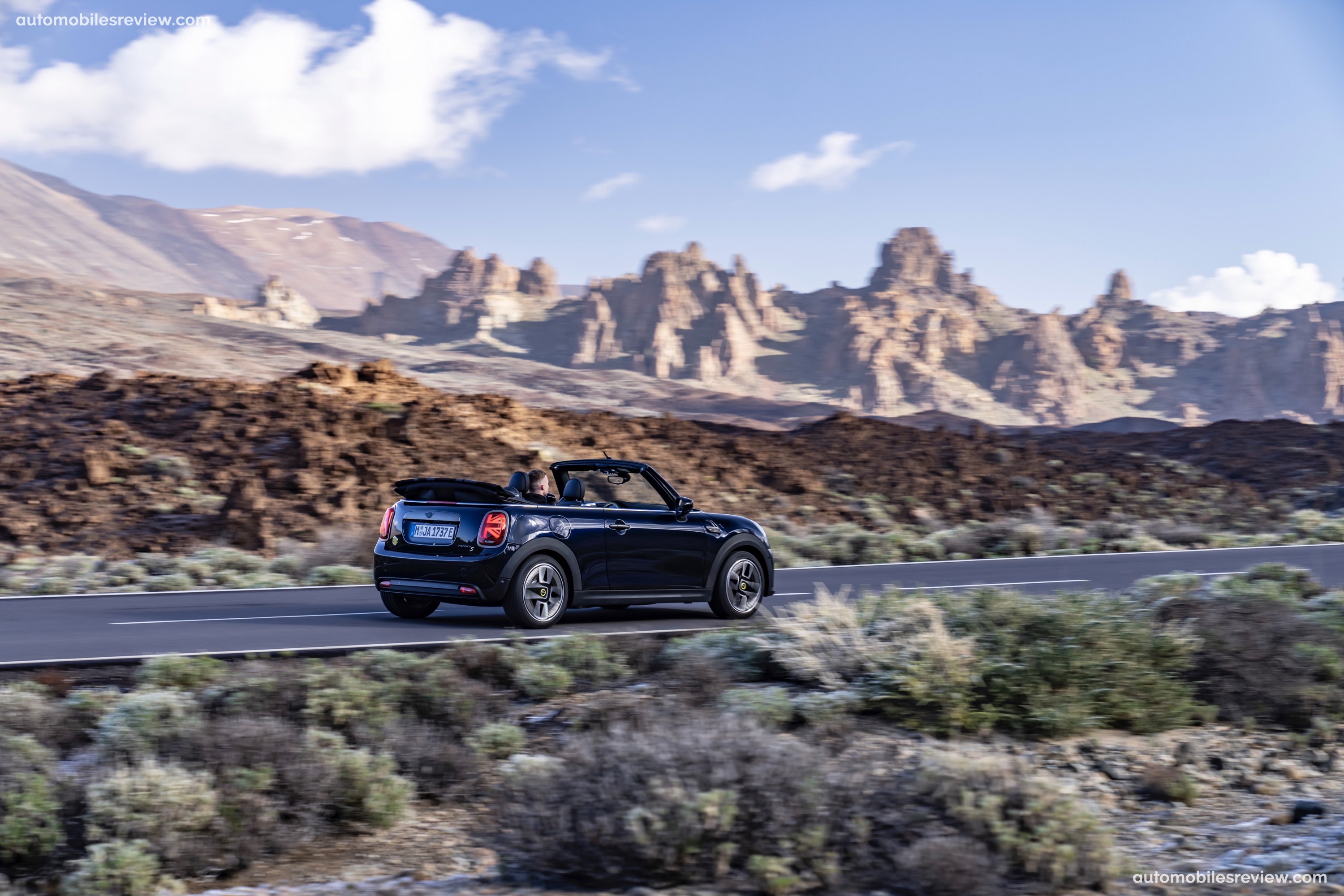 MINI Cooper SE Convertible