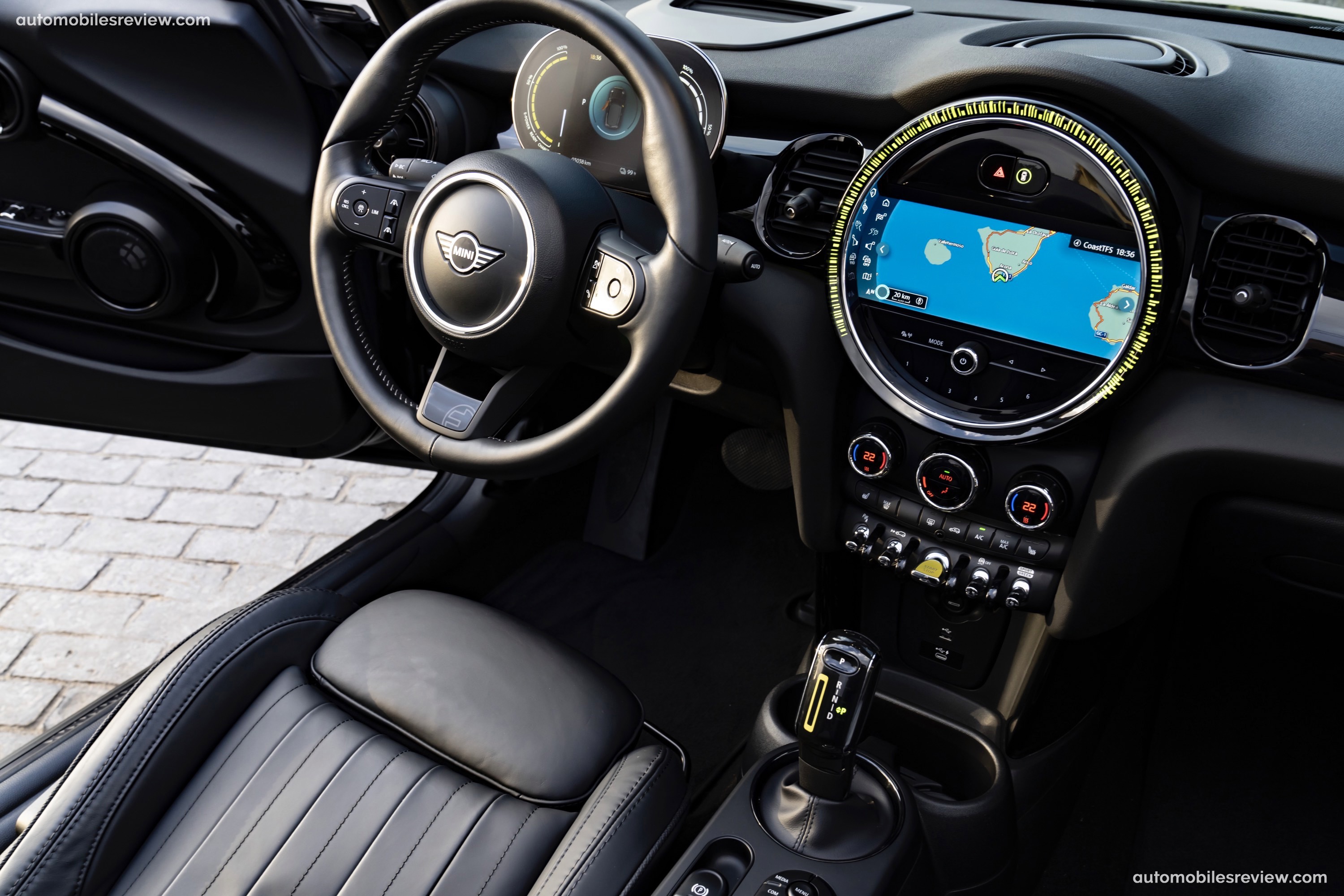 MINI Cooper SE Convertible