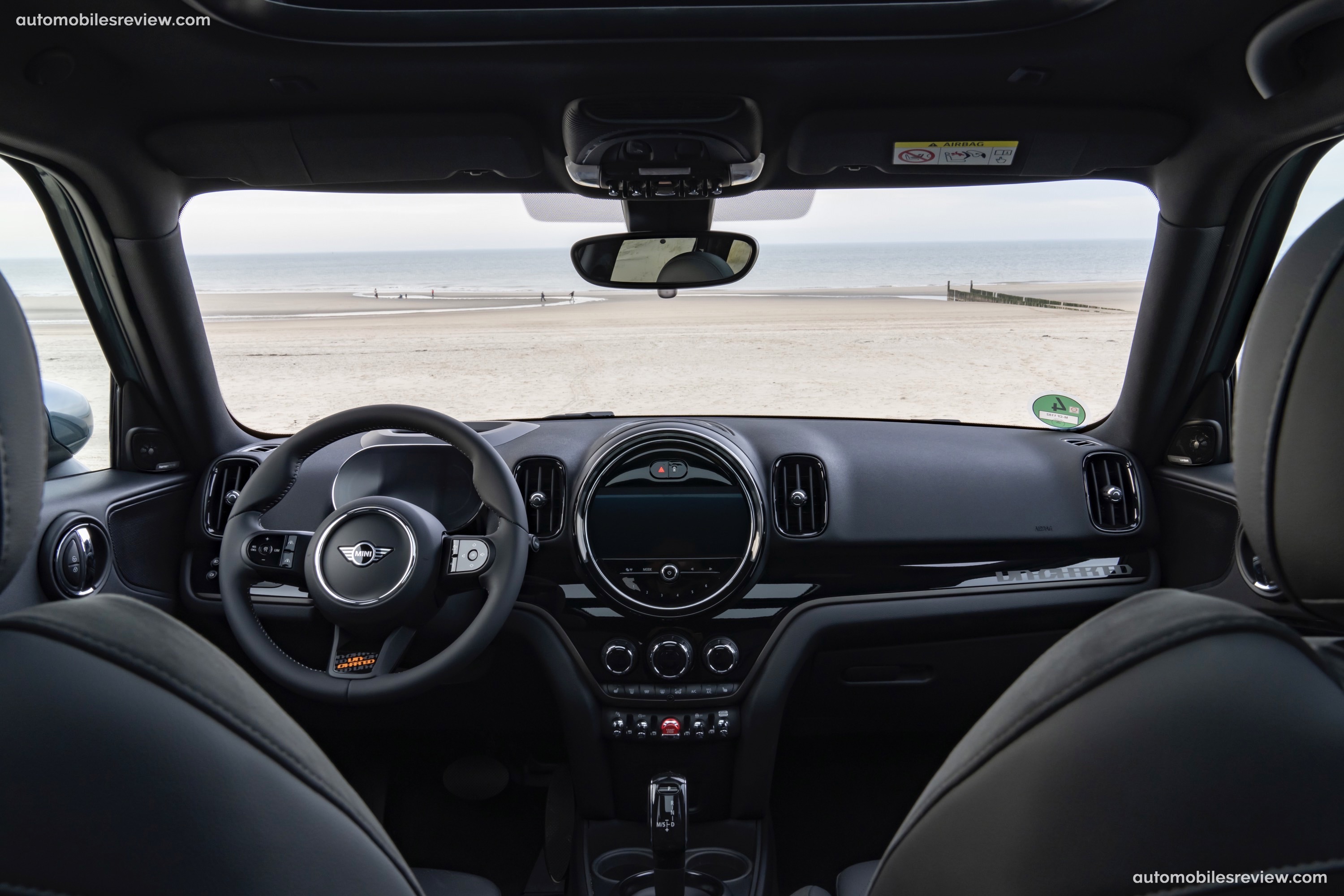 MINI Countryman Cooper S ALL4 Uncharted Edition