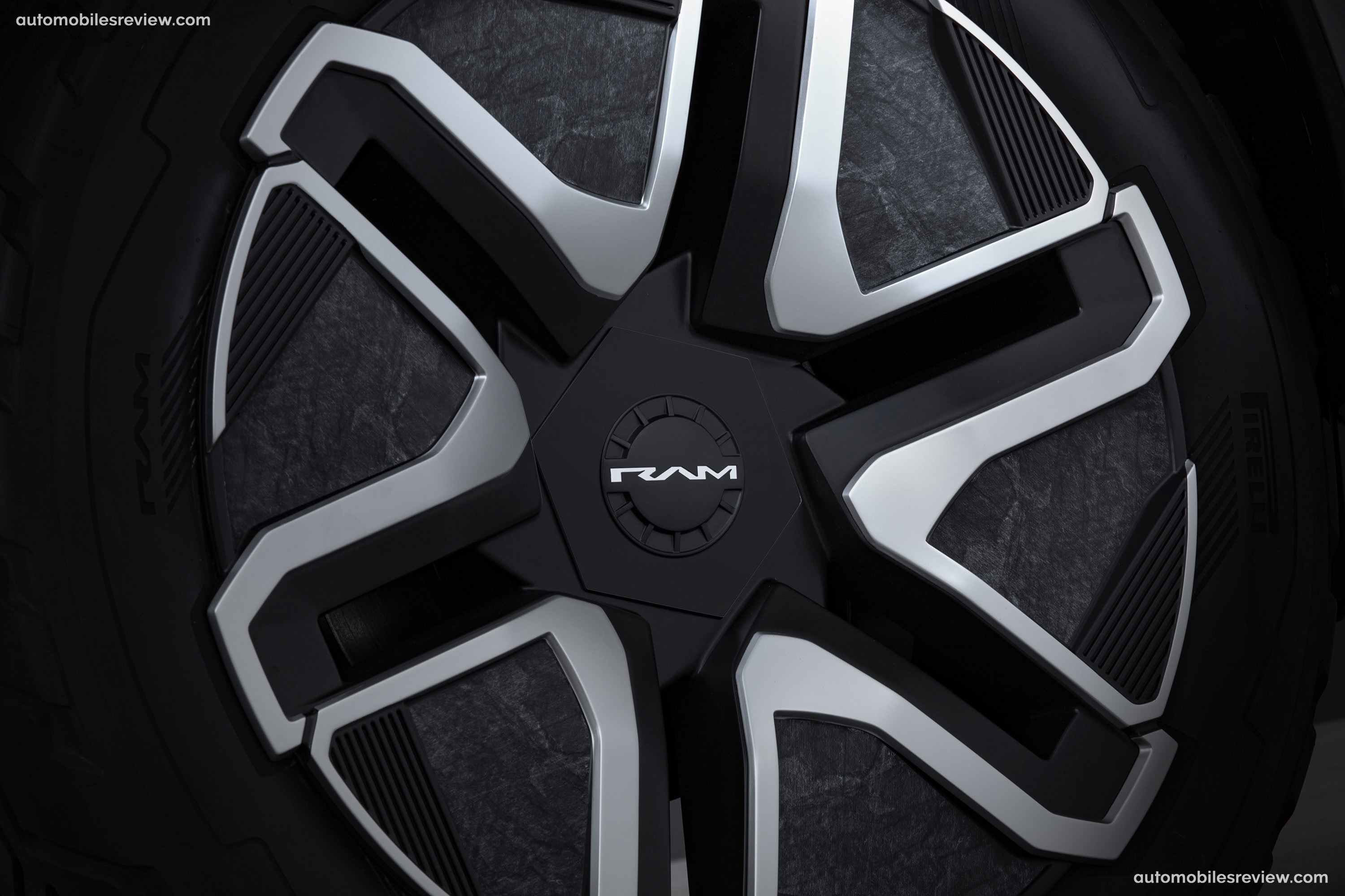 Dodge 1500 Revolution BEV Concept