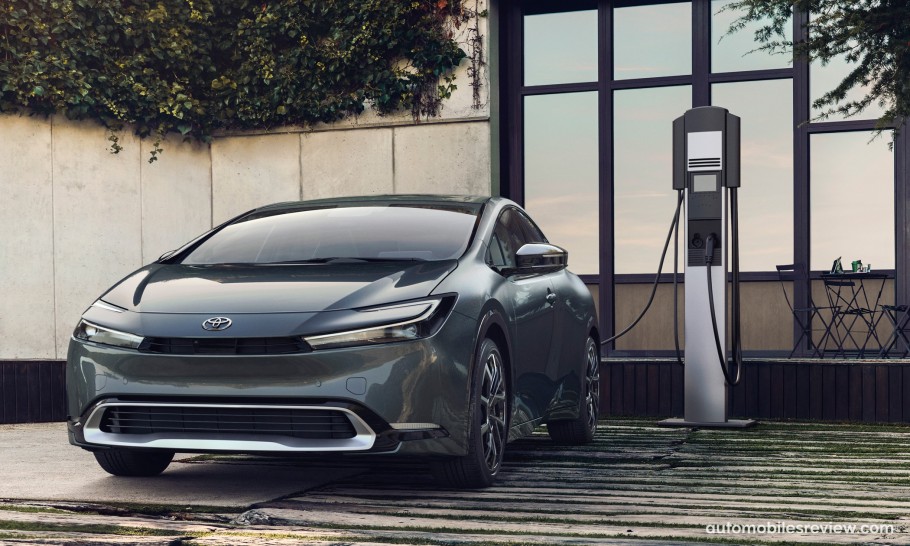  Toyota Prius Prime (2023)