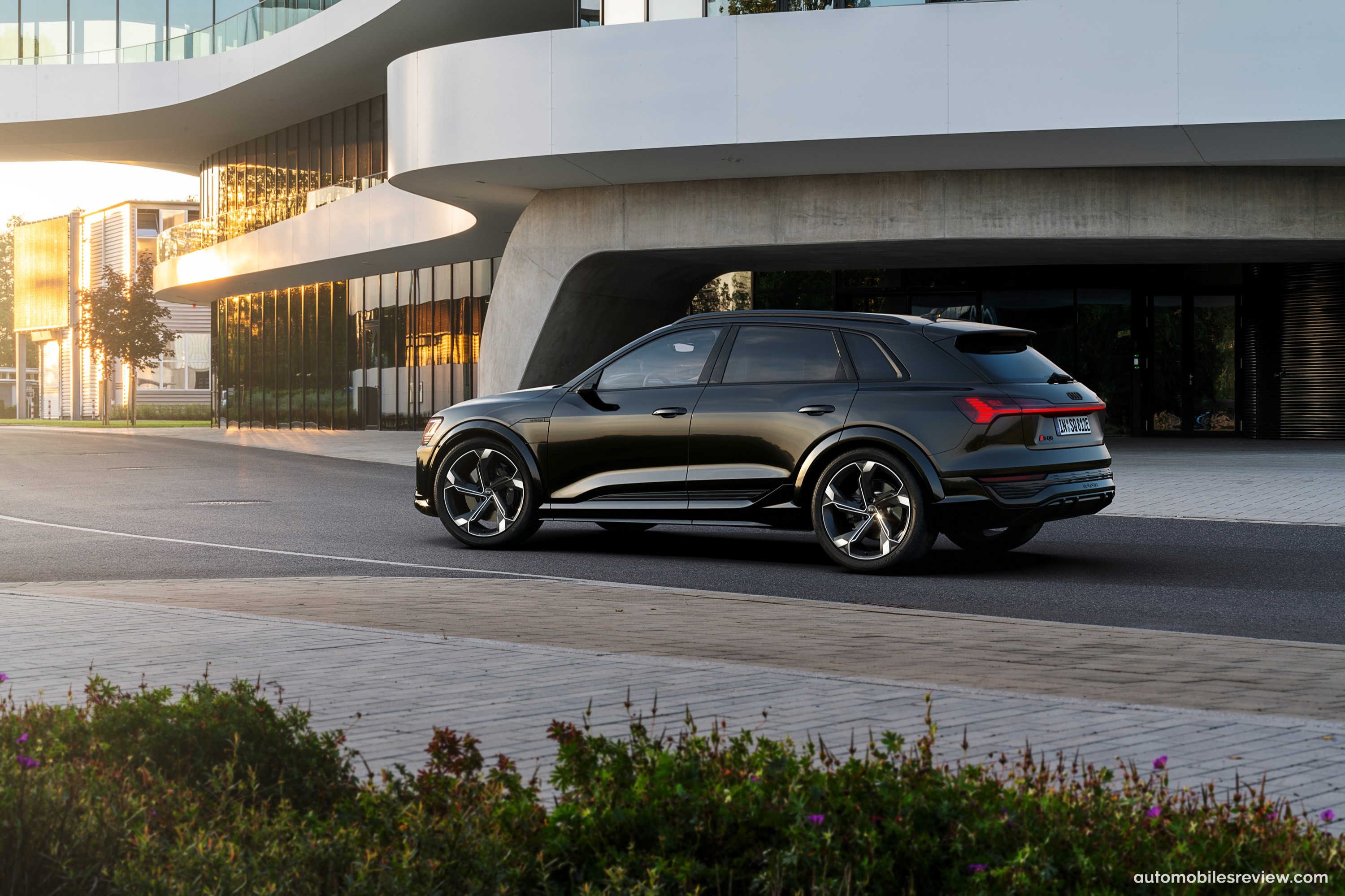 Audi SQ8 e-tron quattro