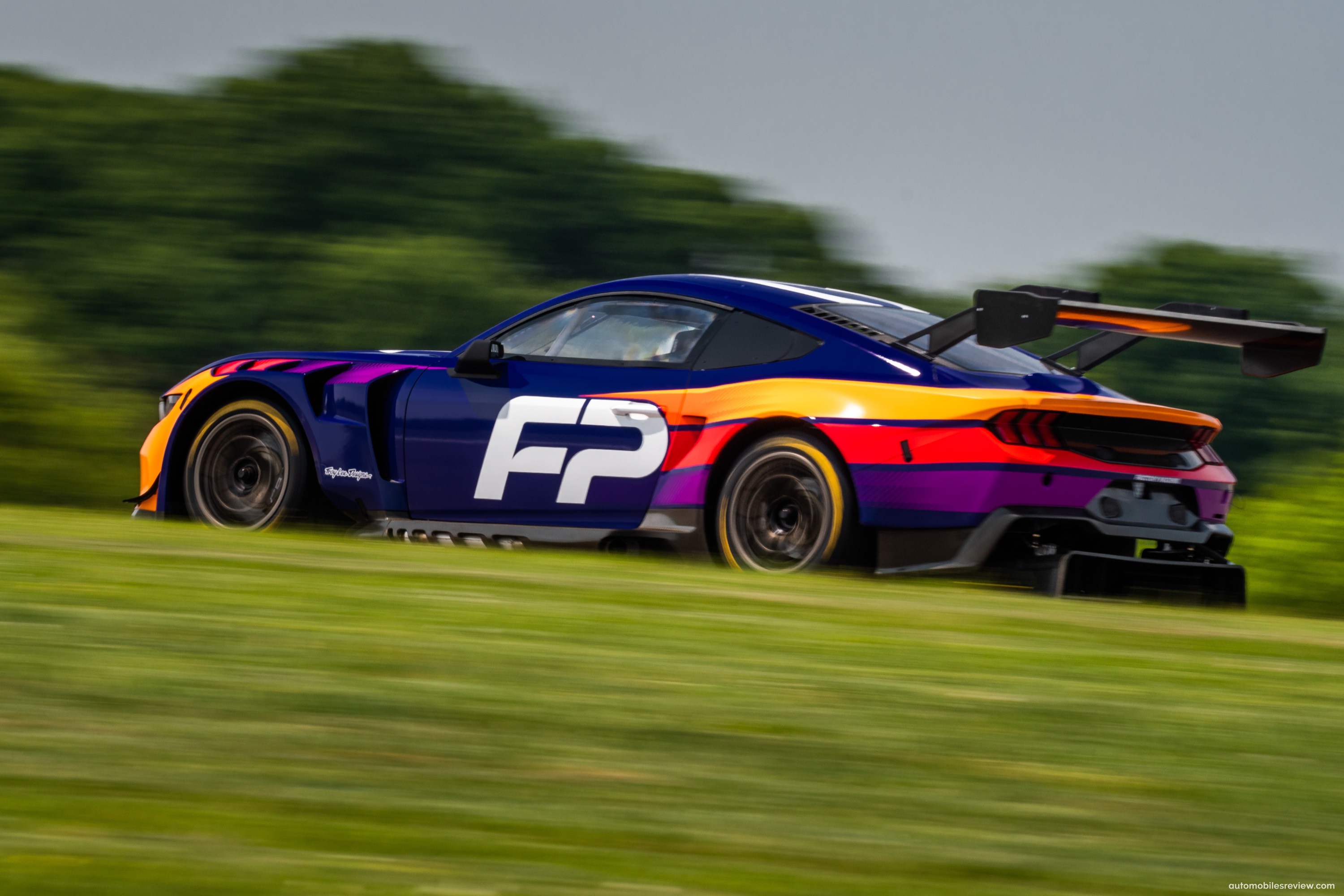 Ford Mustang GT3 Racecar