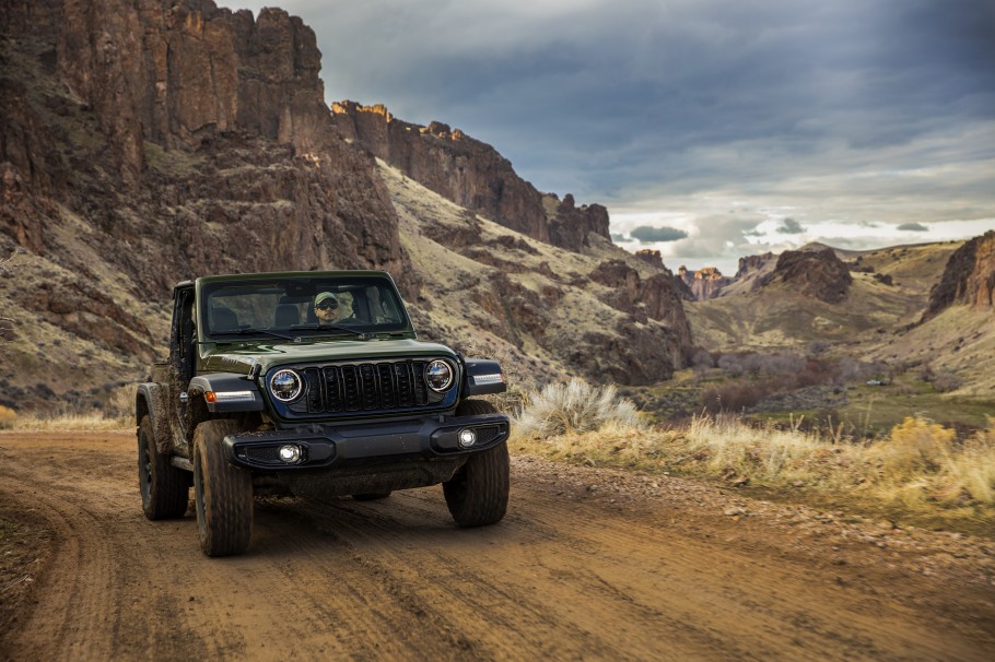  Jeep Wrangler (2024)